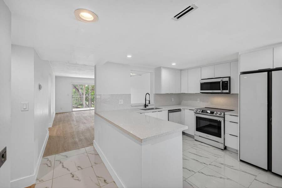 Property photo for 14375 Strathmore Lane, #303, Delray Beach, FL