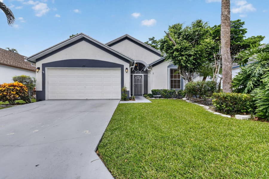 Property photo for 412 Trotters Lane, Greenacres, FL