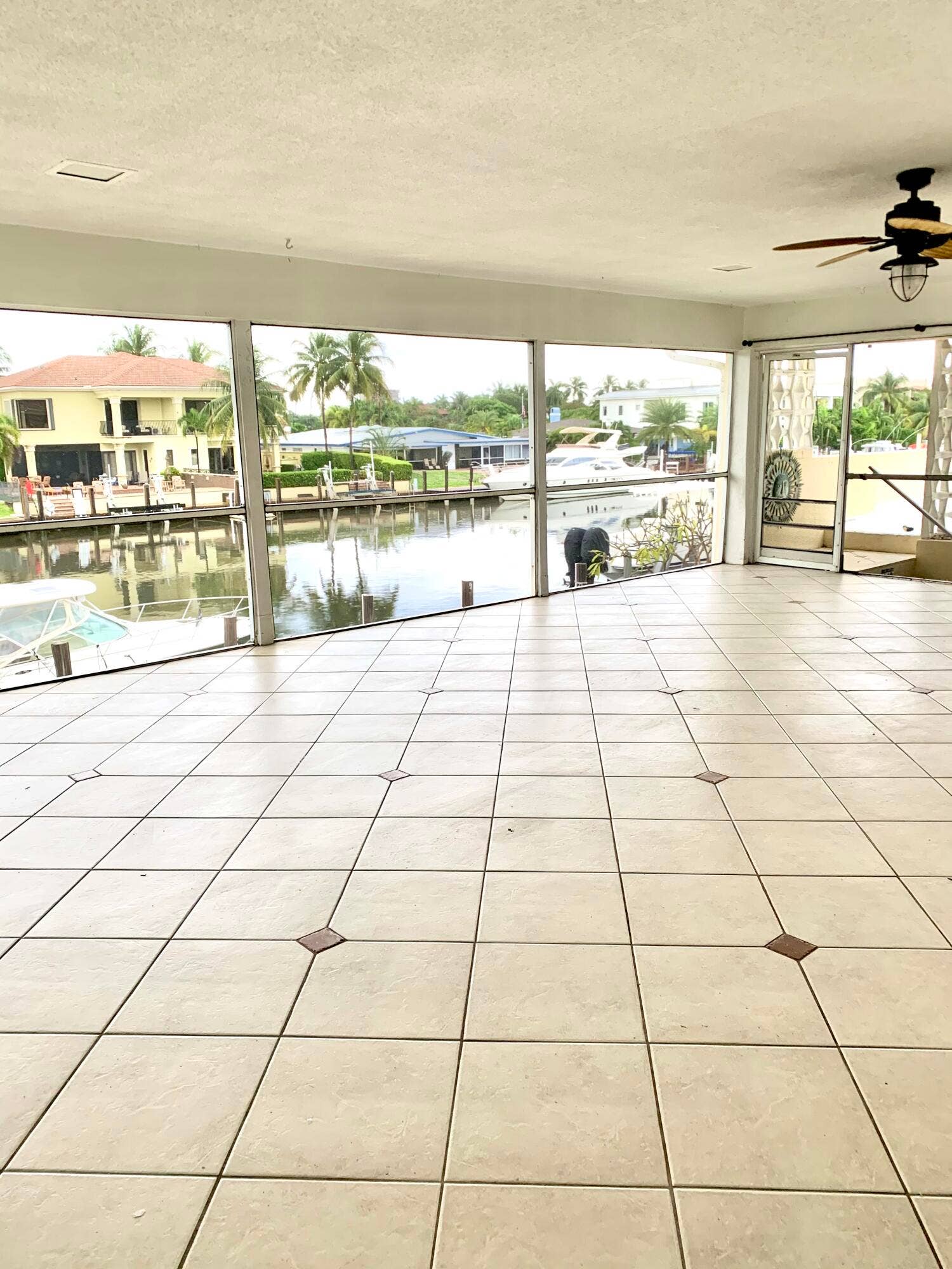 2735 NE 28 Court, Lighthouse Point, FL 33064