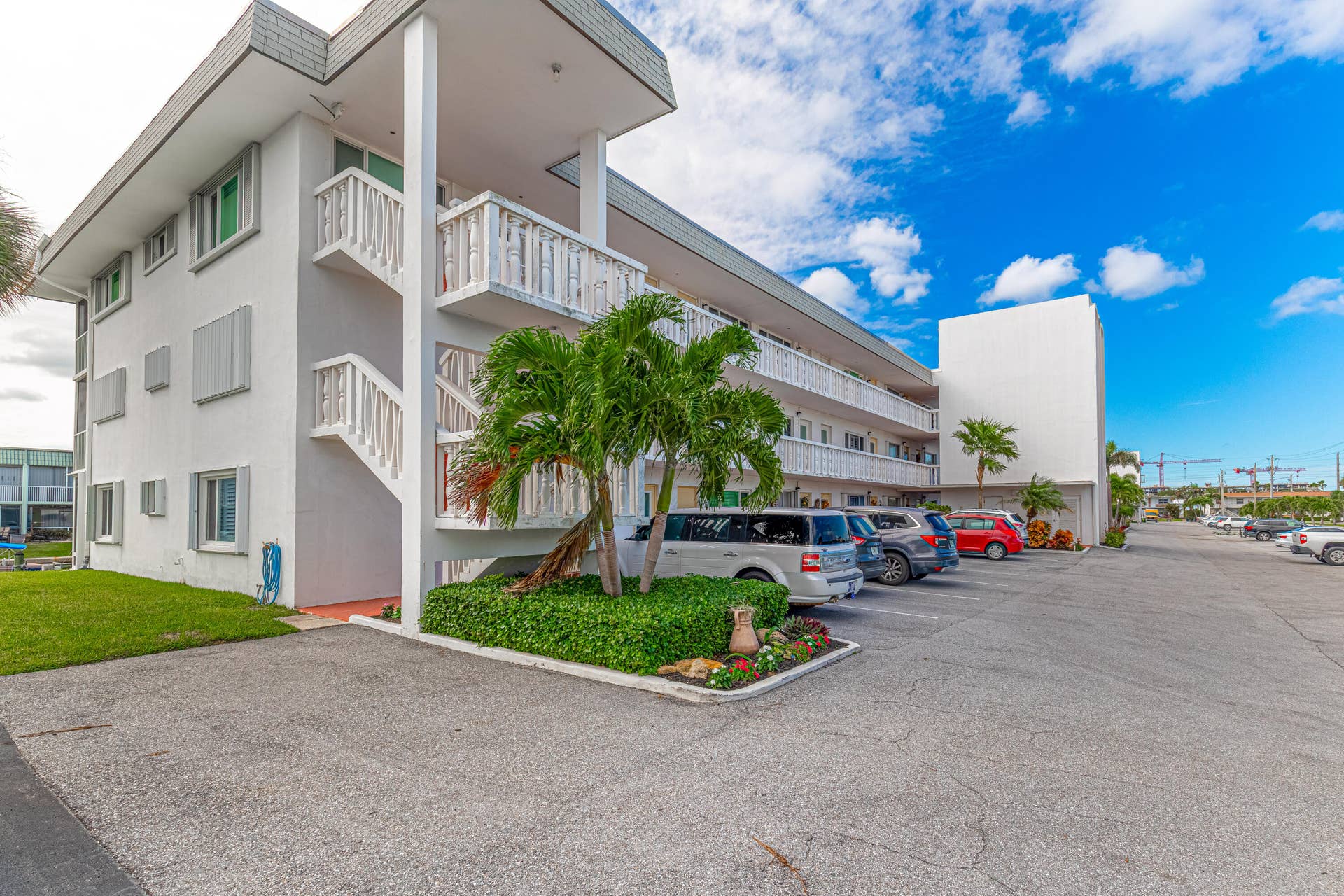 112 Doolen Court, #302, North Palm Beach, FL 33408 Front East Corner of Building Near Unit