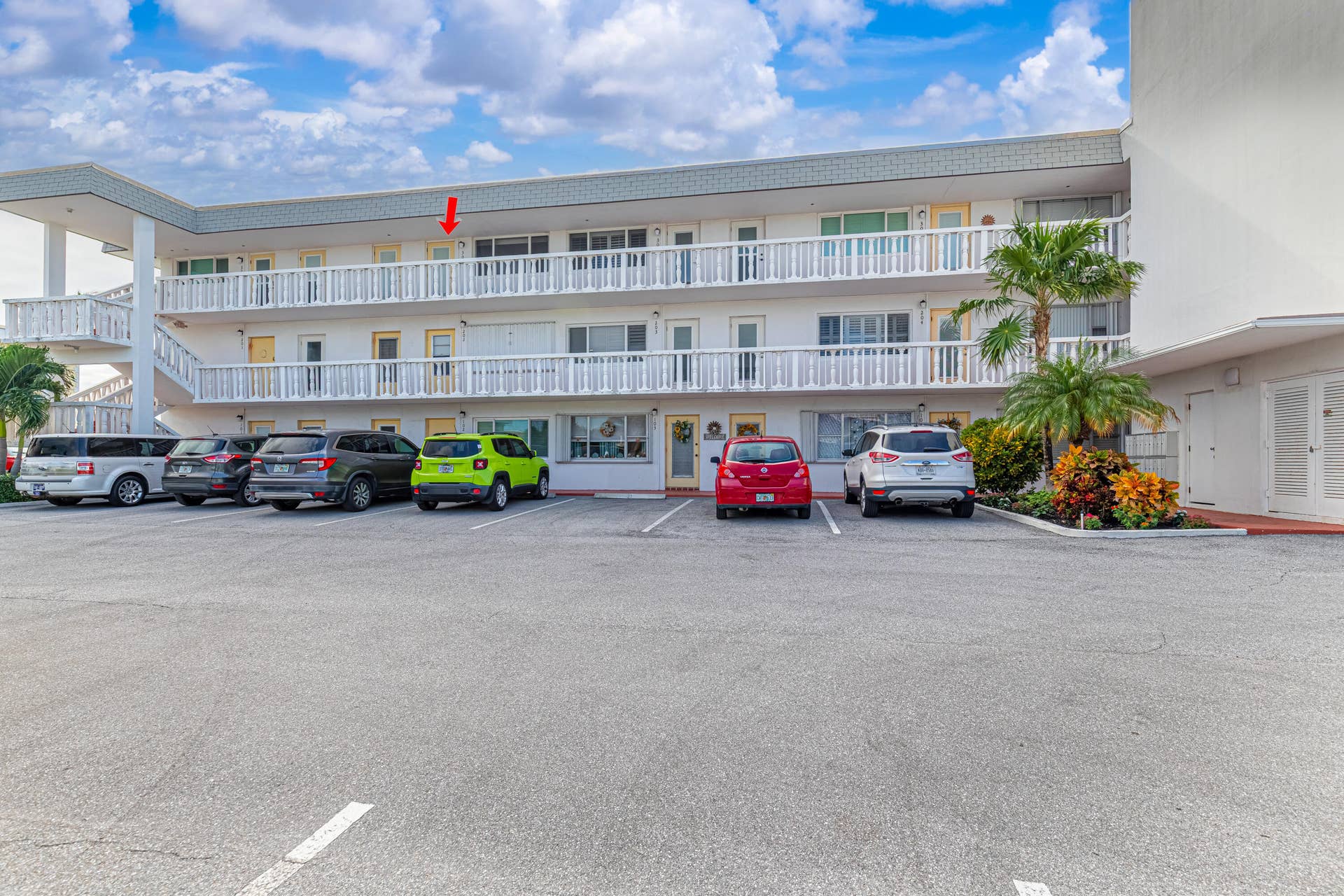 112 Doolen Court, #302, North Palm Beach, FL 33408 Front Building