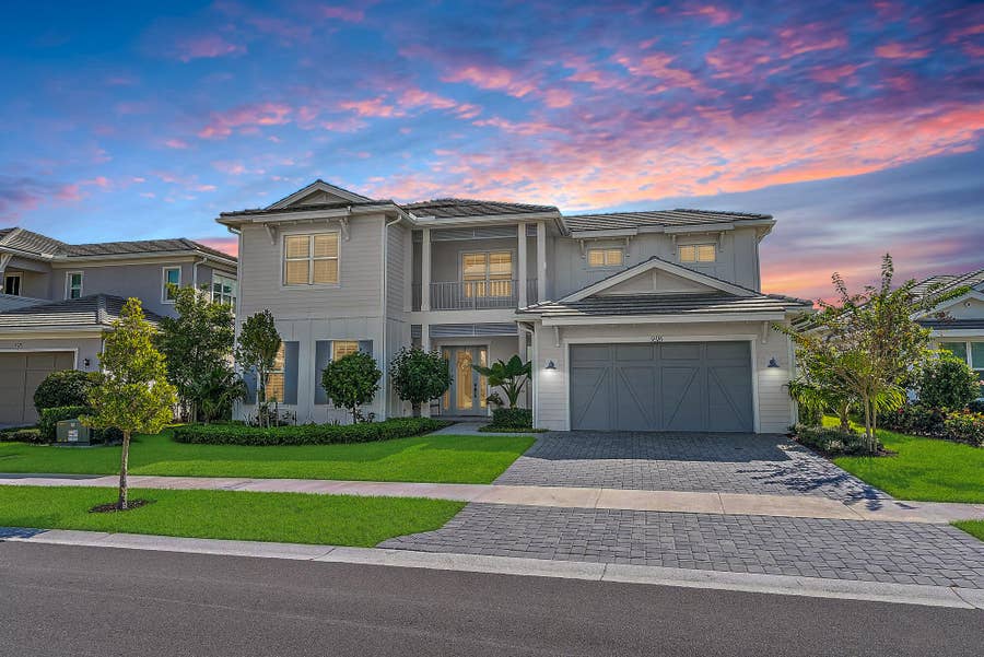 Property photo for 9316 Crestview Circle, Palm Beach Gardens, FL