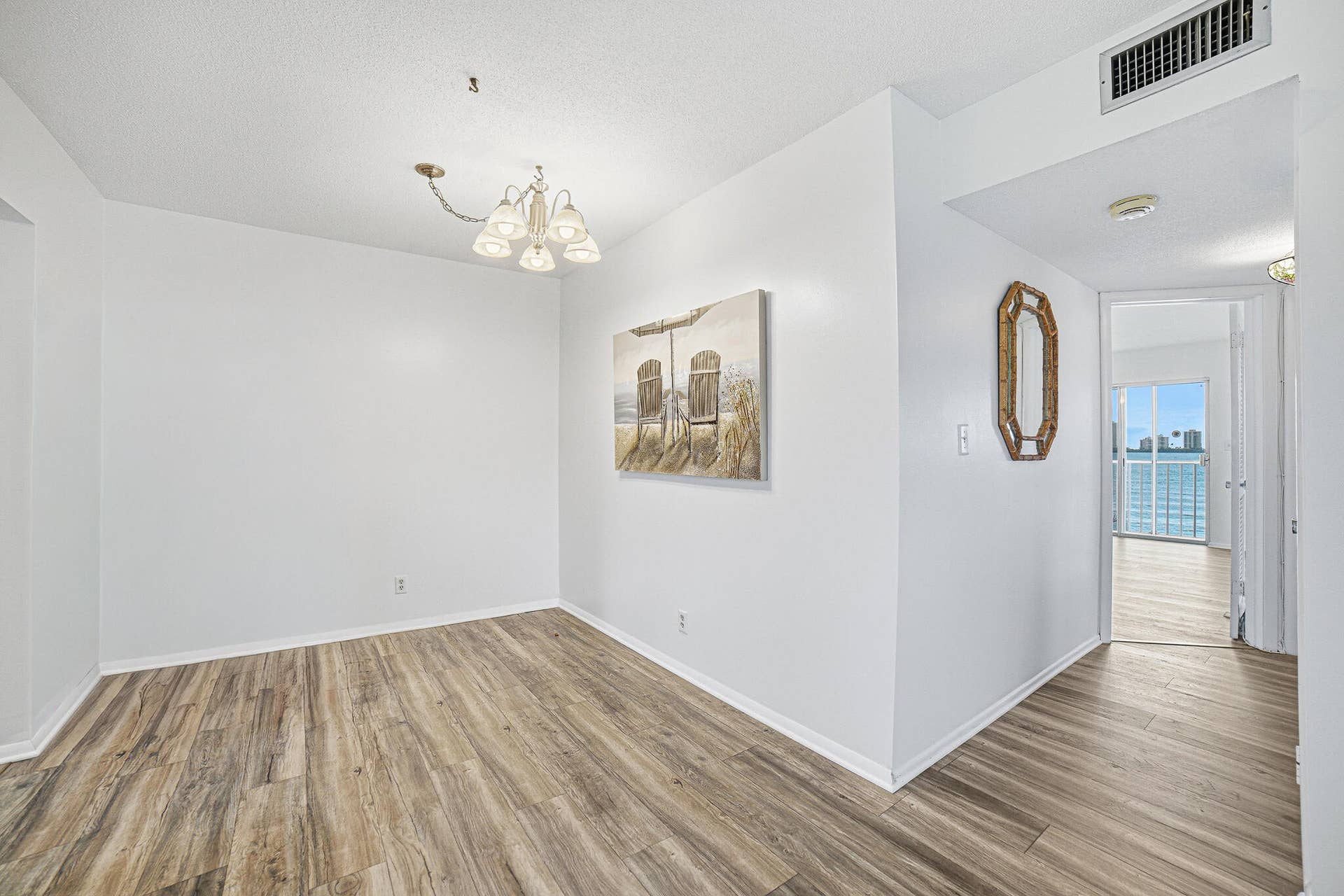 101 Doolen Court, #201, North Palm Beach, FL 33408 Dining Area