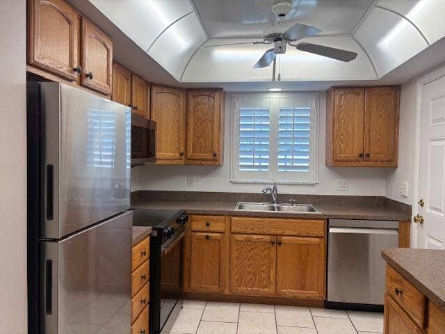 907 Marina Drive, #402, North Palm Beach, FL 33408 Plantation shutters, impact windows & new kitchen appliances