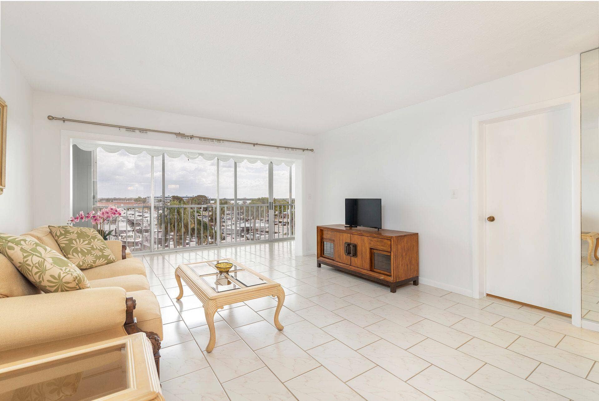 907 Marina Drive, #402, North Palm Beach, FL 33408 9