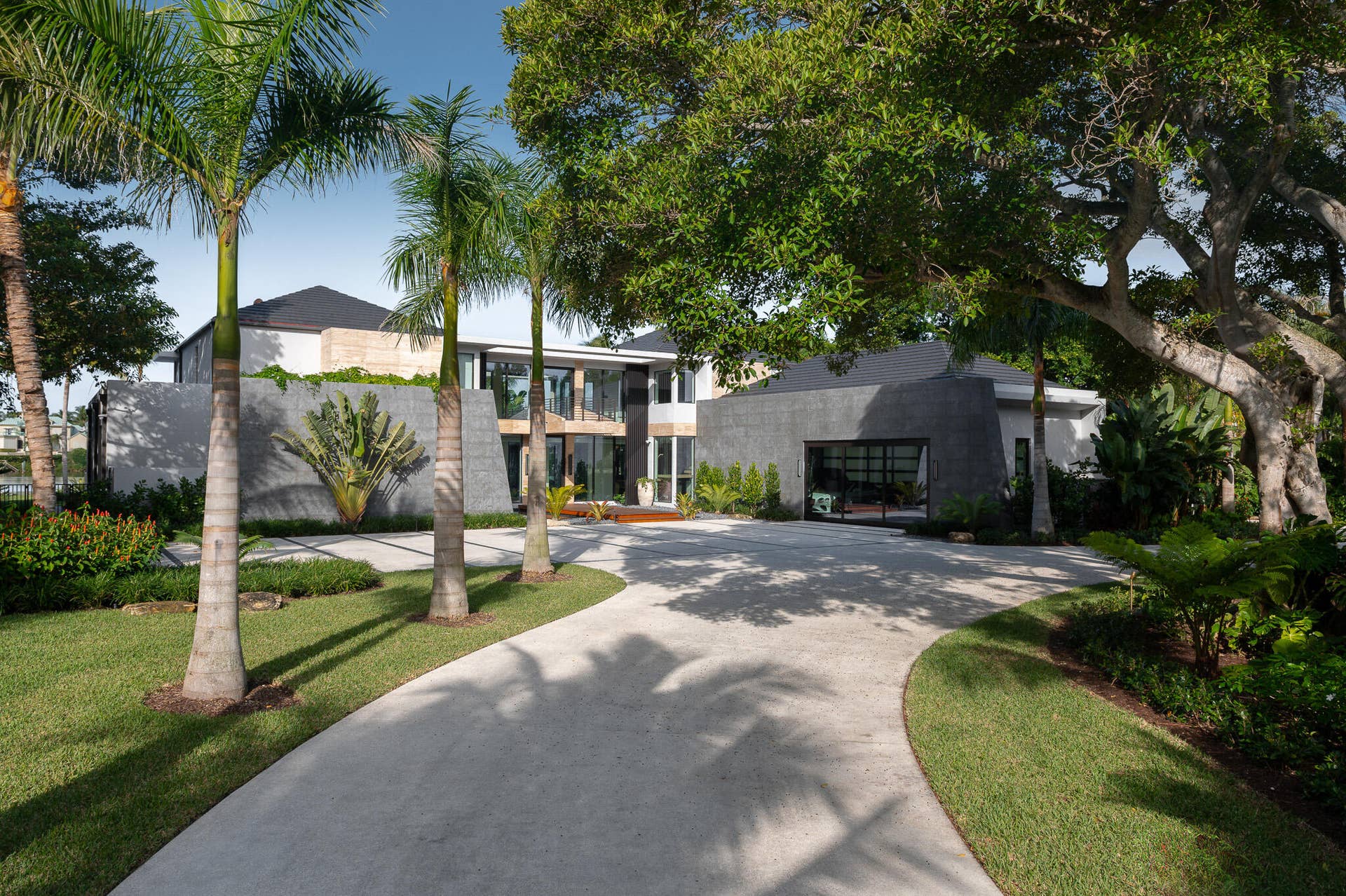 488 S Beach Road, Jupiter Island, FL 33455 488 S Beach Rd, Jupiter Island, 33455-7