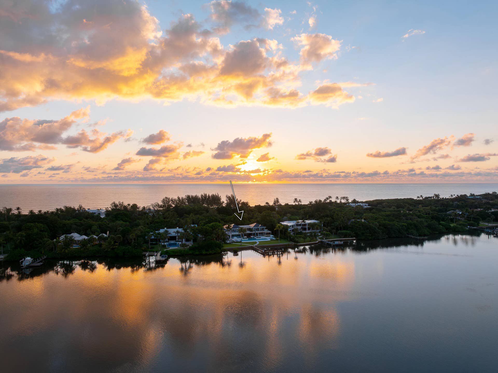 488 S Beach Road, Jupiter Island, FL 33455 488 S Beach Rd, Jupiter Island, 33455-1