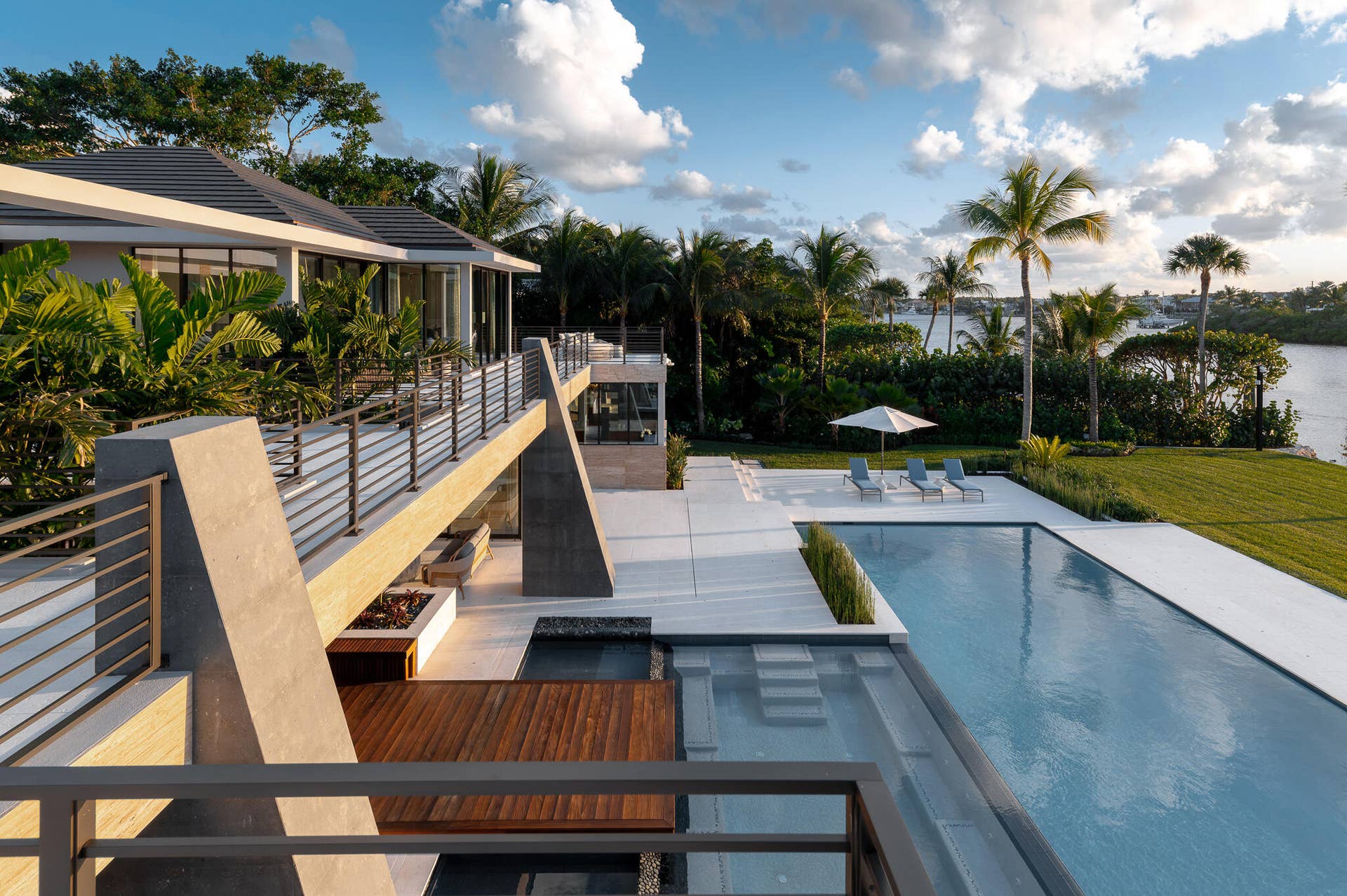 488 S Beach Road, Jupiter Island, FL 33455 488 S Beach Rd, Jupiter Island, 33455-29