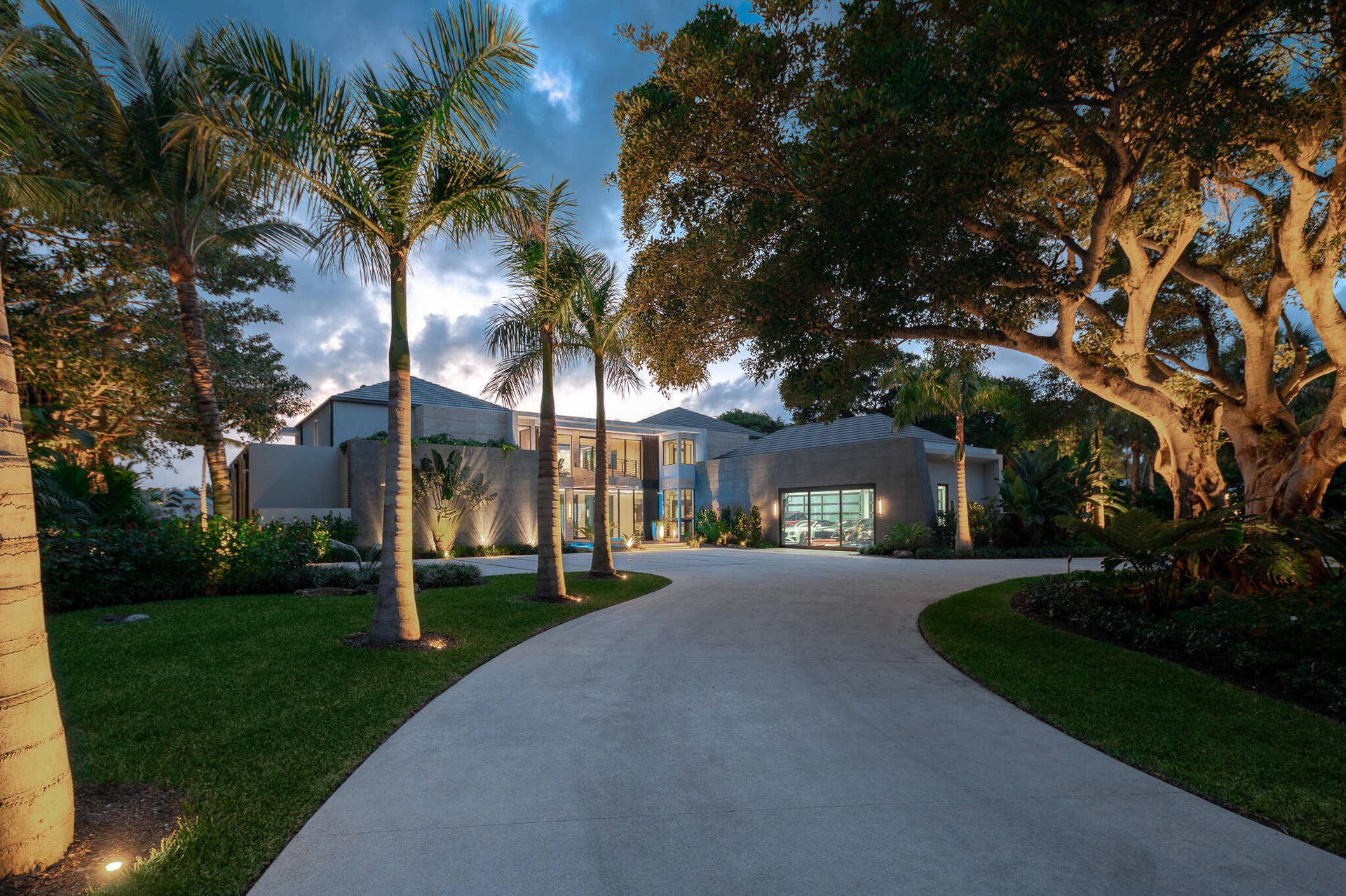 488 S Beach Road, Jupiter Island, FL 33455 488 S Beach Rd, Jupiter Island, 33455-34