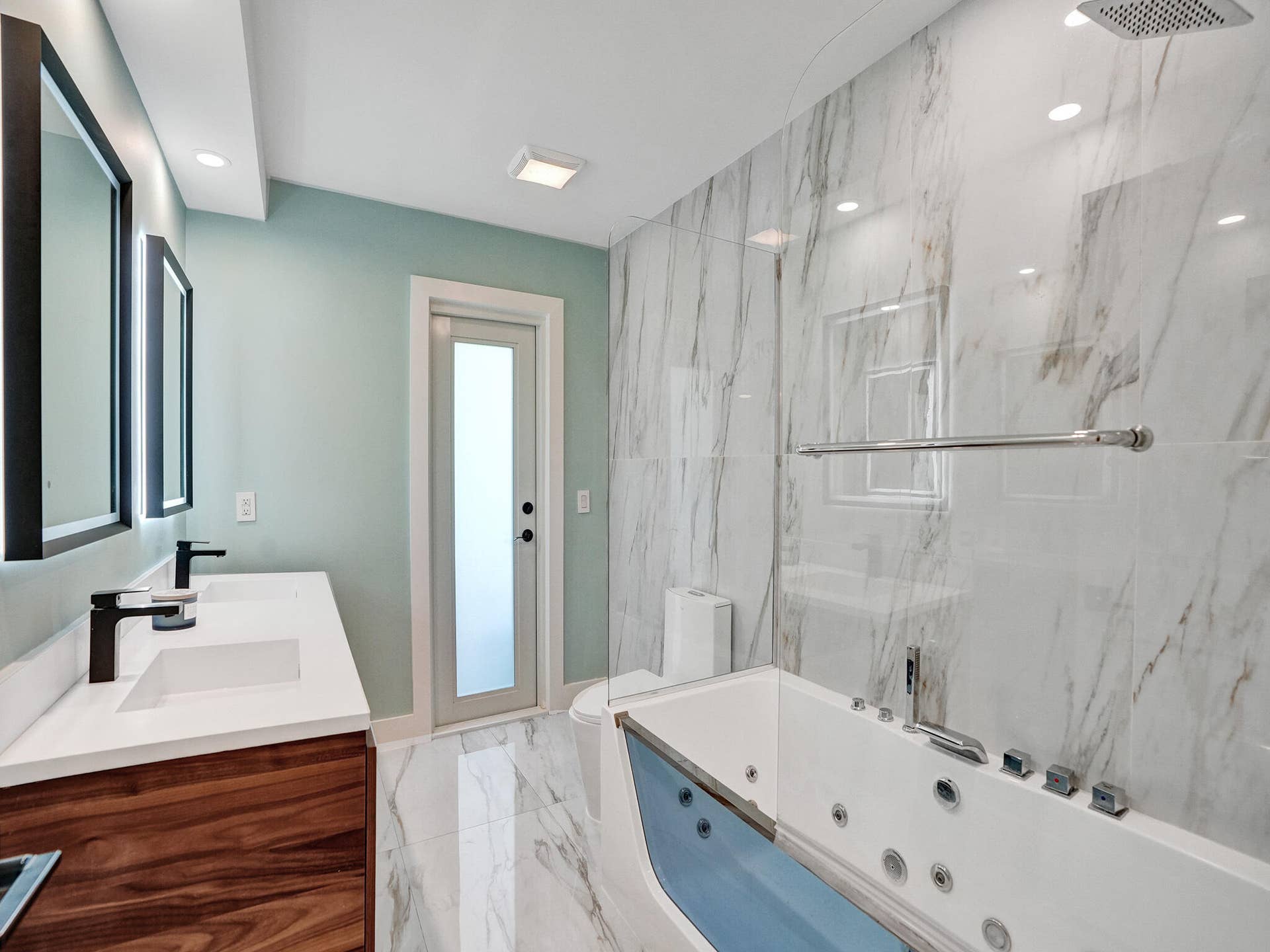 3821 NE 29th Avenue, Lighthouse Point, FL 33064 DSC07038