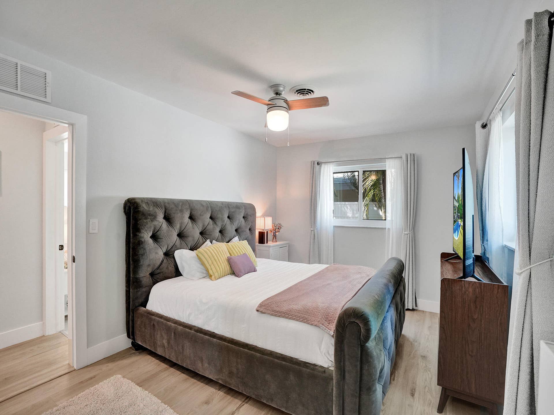 3821 NE 29th Avenue, Lighthouse Point, FL 33064 DSC07073