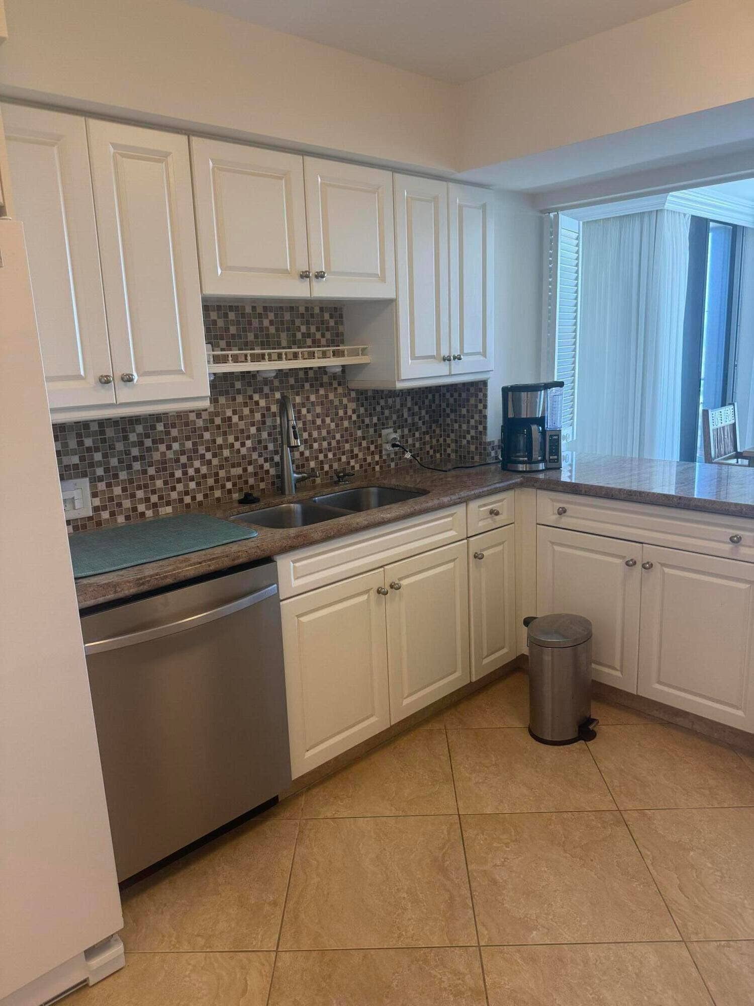 120 Lakeshore Drive, #435, North Palm Beach, FL 33408 IMG_4838