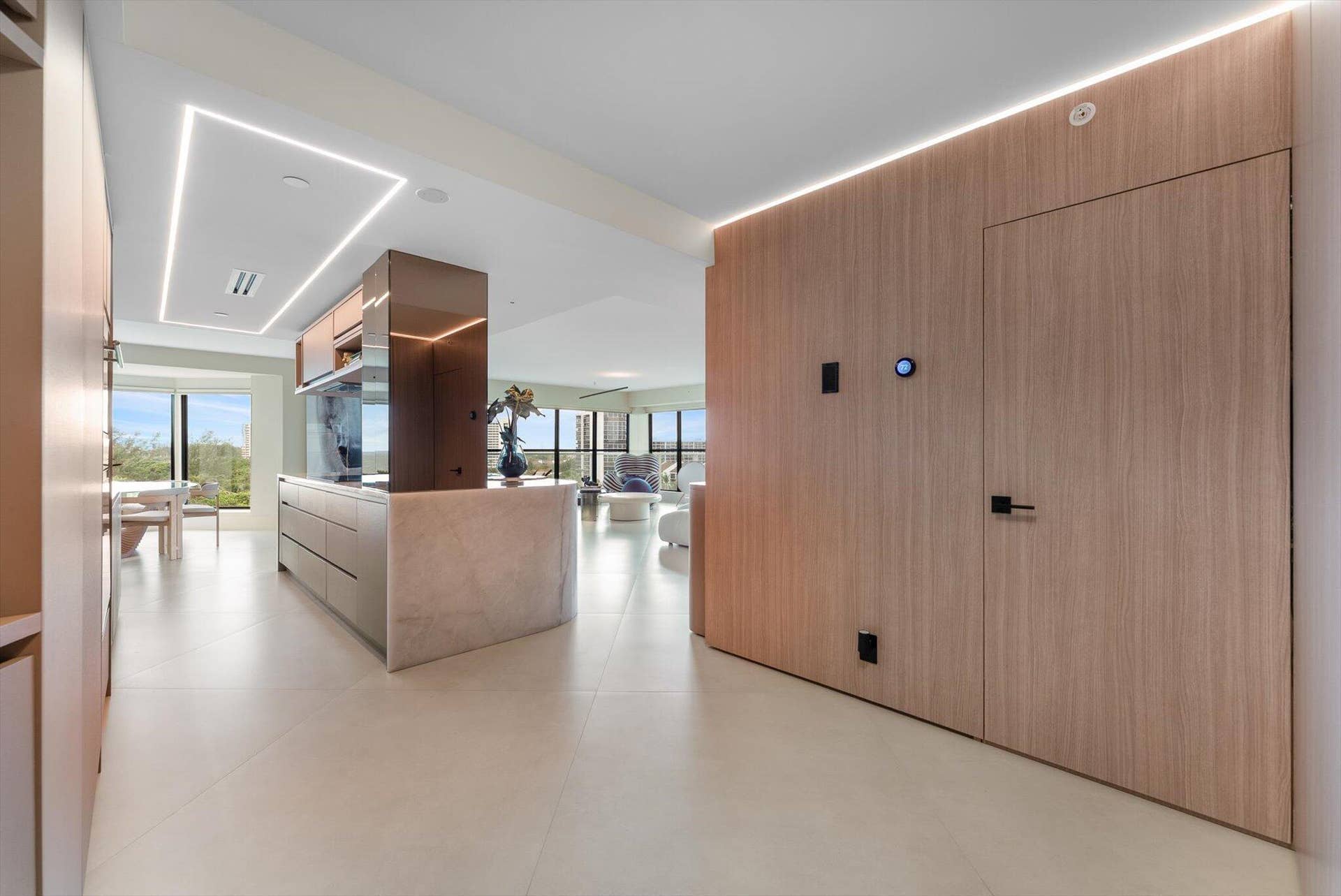 Seamless Entry Design...