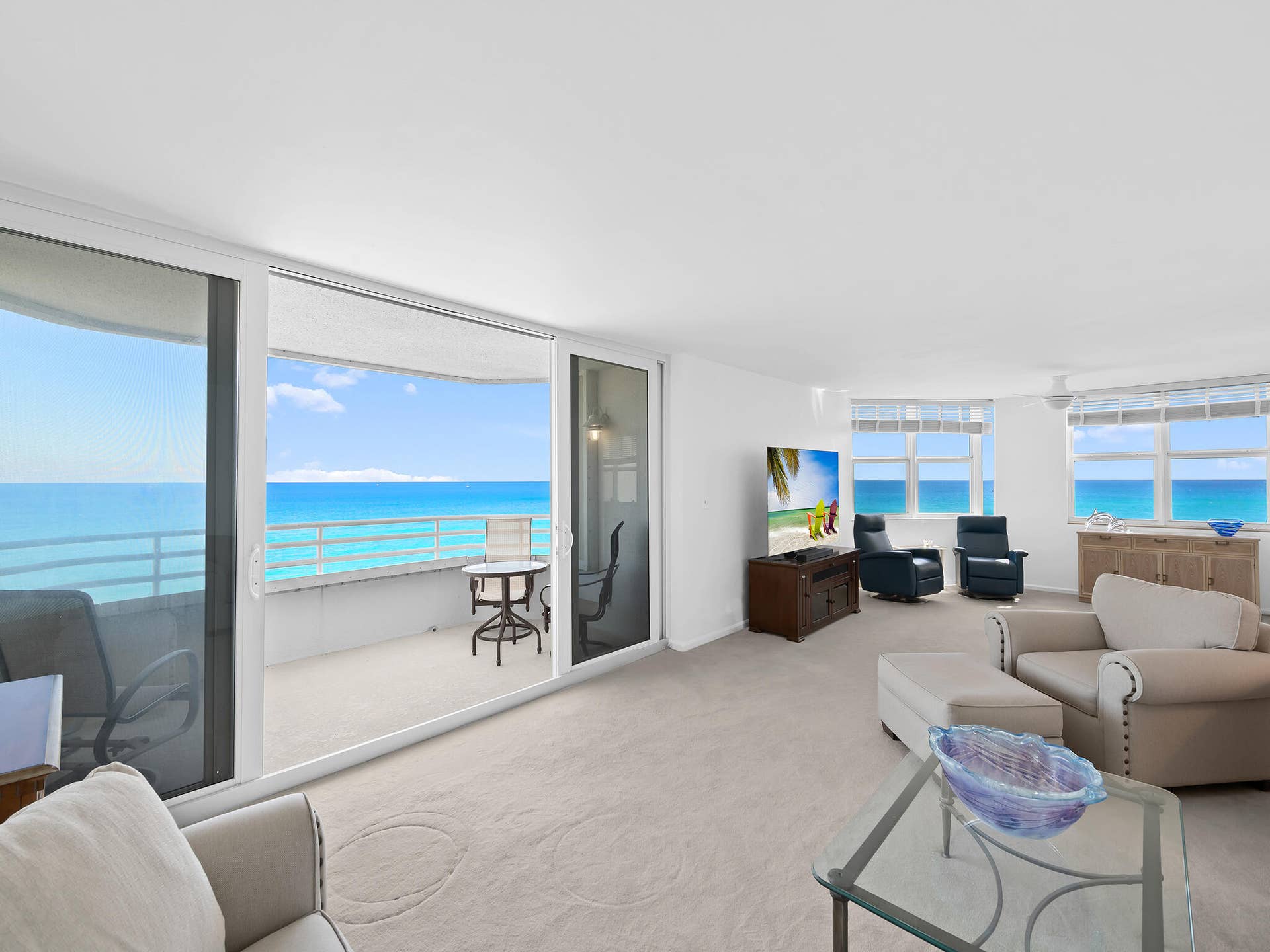3407 S Ocean Boulevard, #7a, Highland Beach, FL 33487 Living room