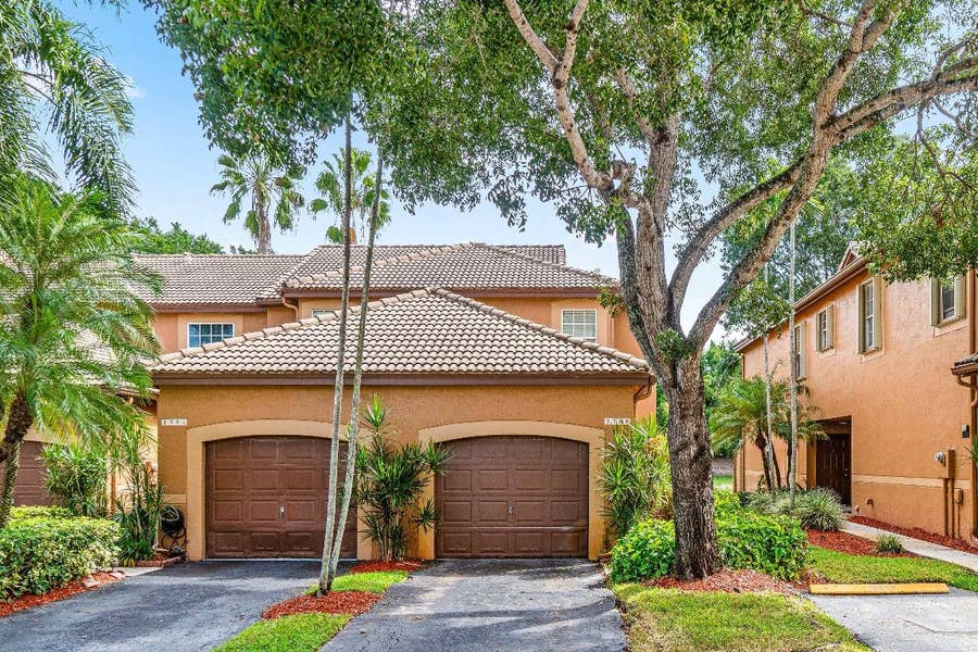 Property photo for 1588 Veracruz Lane, #1588, Weston, FL