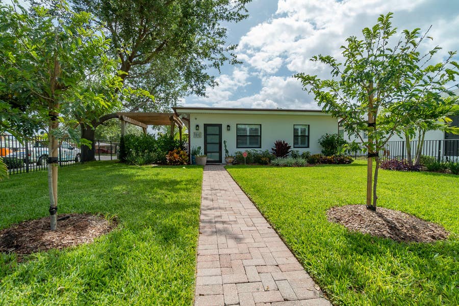 Property photo for 301 S Swinton Avenue, Delray Beach, FL