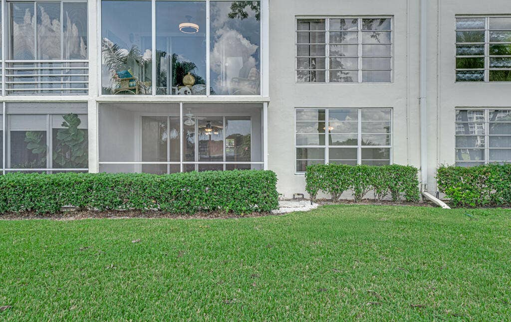 3051 N Course Drive, #110, Pompano Beach, FL 33069