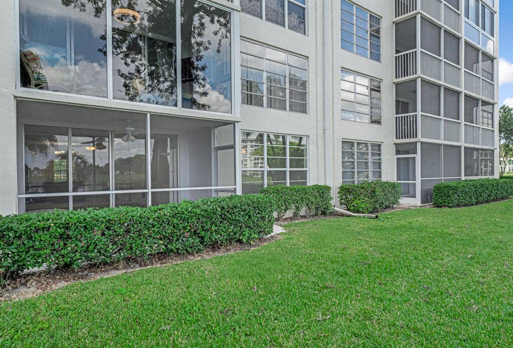 3051 N Course Drive, #110, Pompano Beach, FL 33069