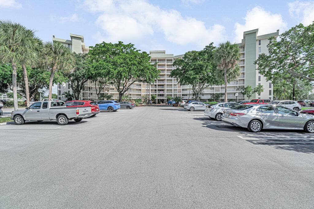 3051 N Course Drive, #110, Pompano Beach, FL 33069