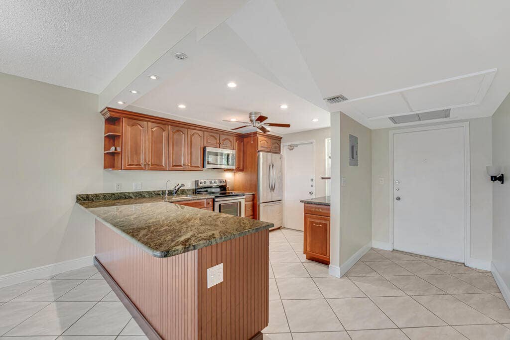 3051 N Course Drive, #110, Pompano Beach, FL 33069