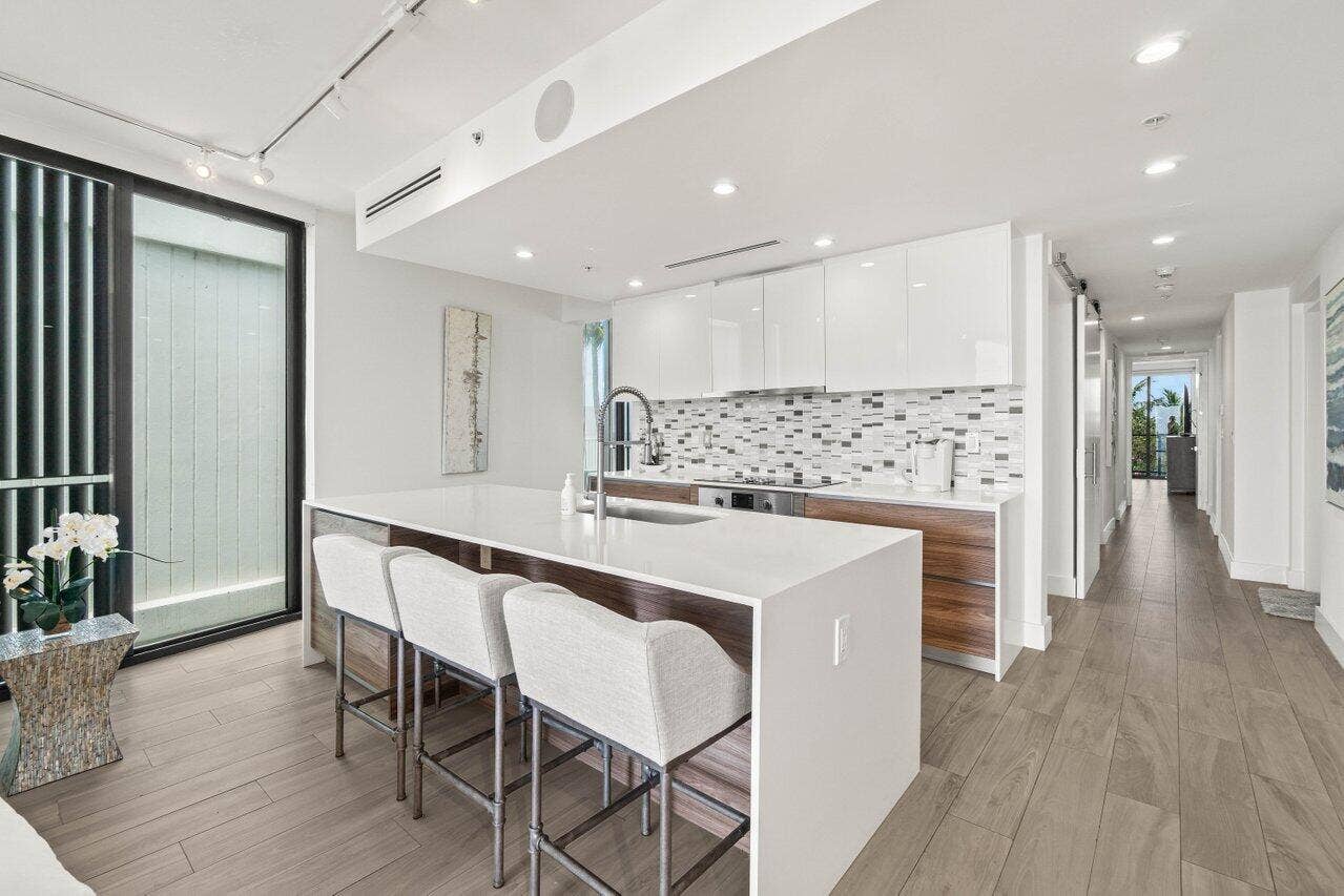 010-106InletWay-304-PalmBeachShores-FL-3