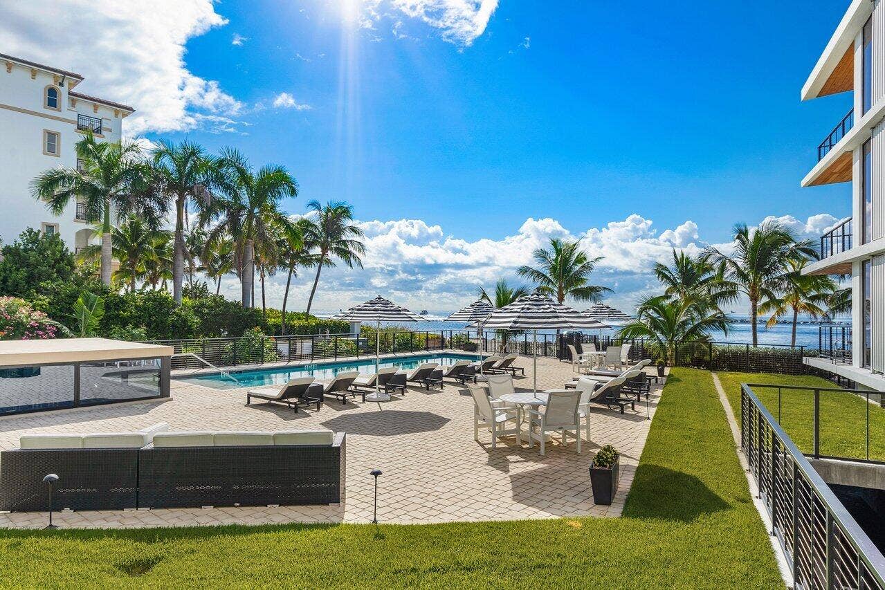 037-106InletWay-304-PalmBeachShores-FL-3