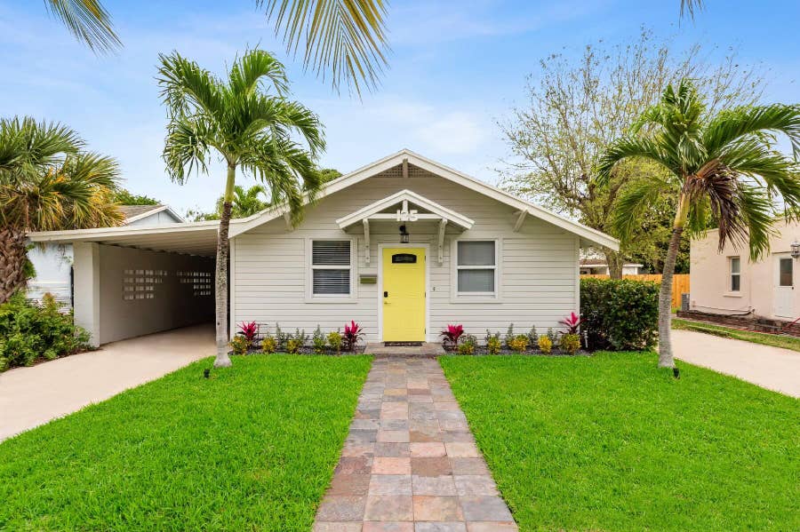 Property photo for 125 NW 3rd Avenue, Delray Beach, FL