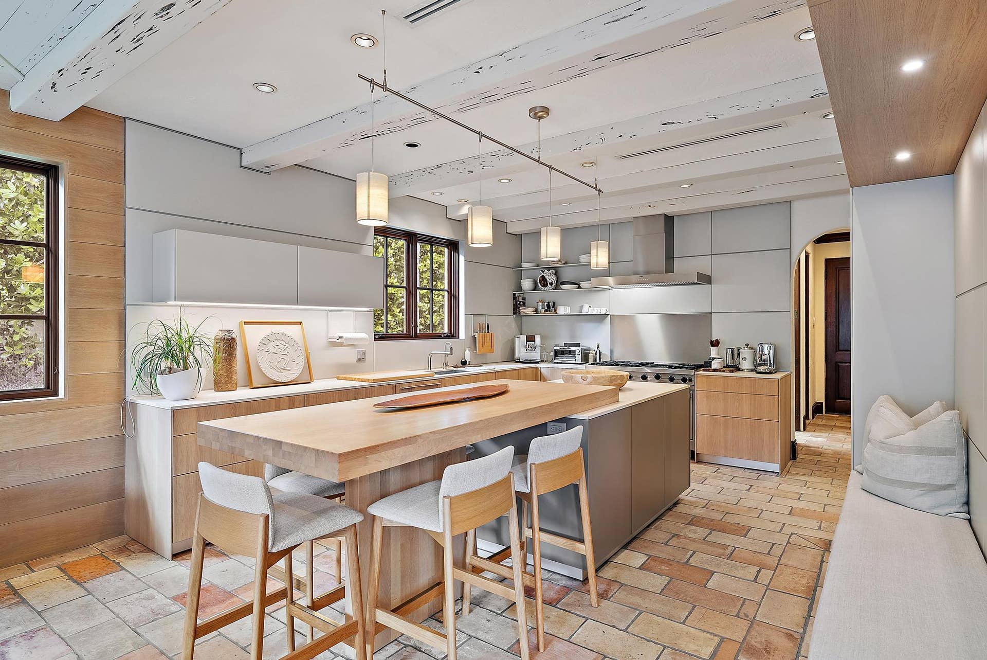 234 Ridgeview Drive, Palm Beach, FL 33480 Kitchen