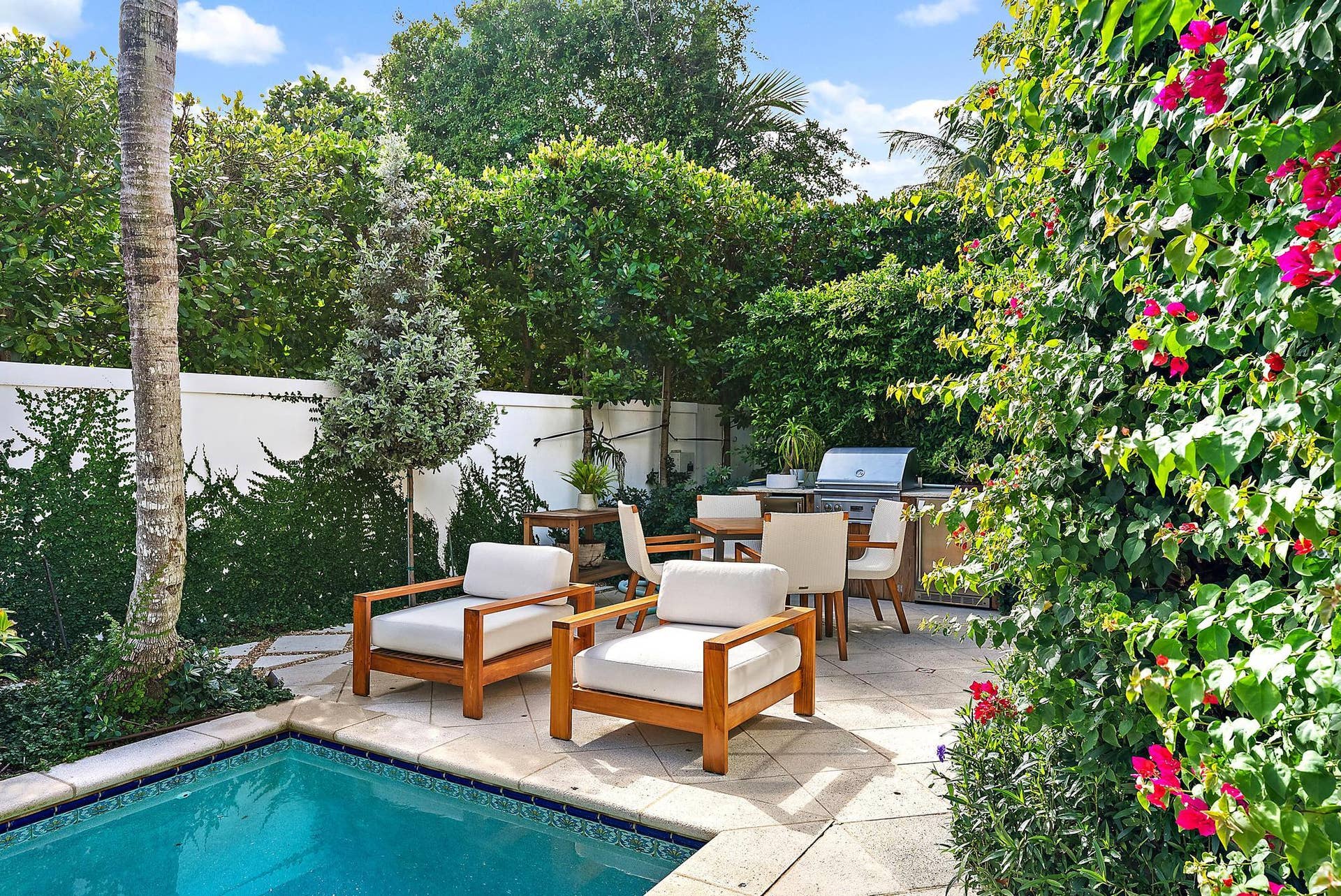 234 Ridgeview Drive, Palm Beach, FL 33480 Outdoor Seating & Grill