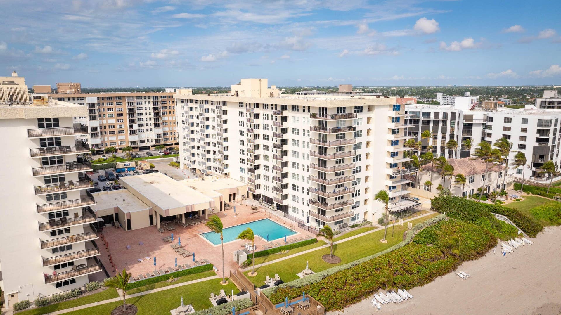 1149 Hillsboro Mile, #310, Hillsboro Beach, Hillsboro Beach, FL 33062