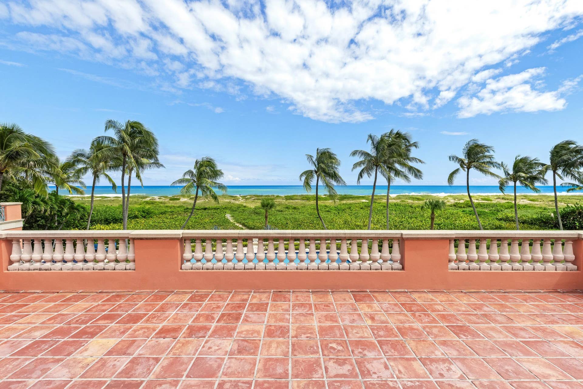 1491 N Ocean Boulevard, Palm Beach, FL 33480 Terrace