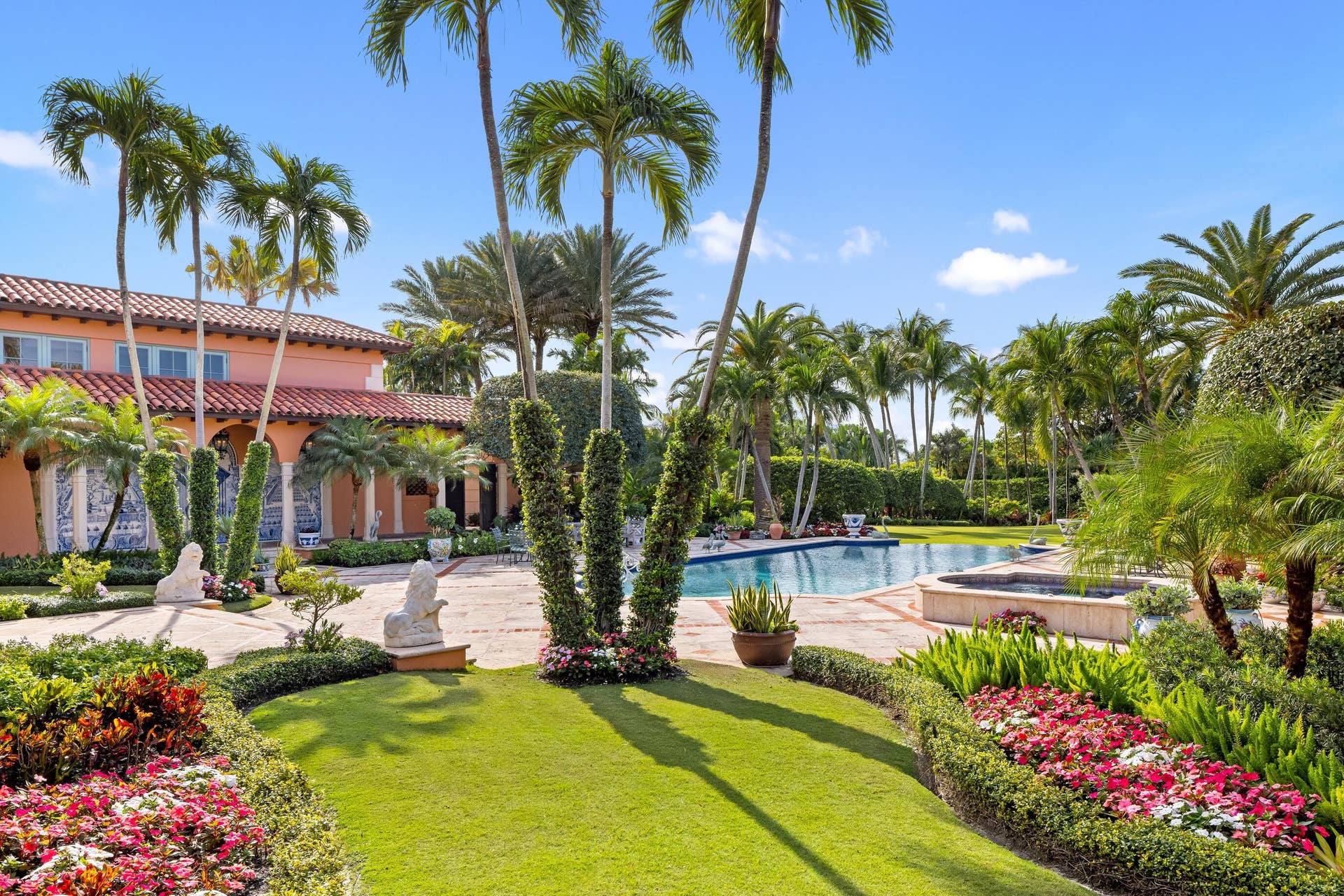 1491 N Ocean Boulevard, Palm Beach, FL 33480 West Pool