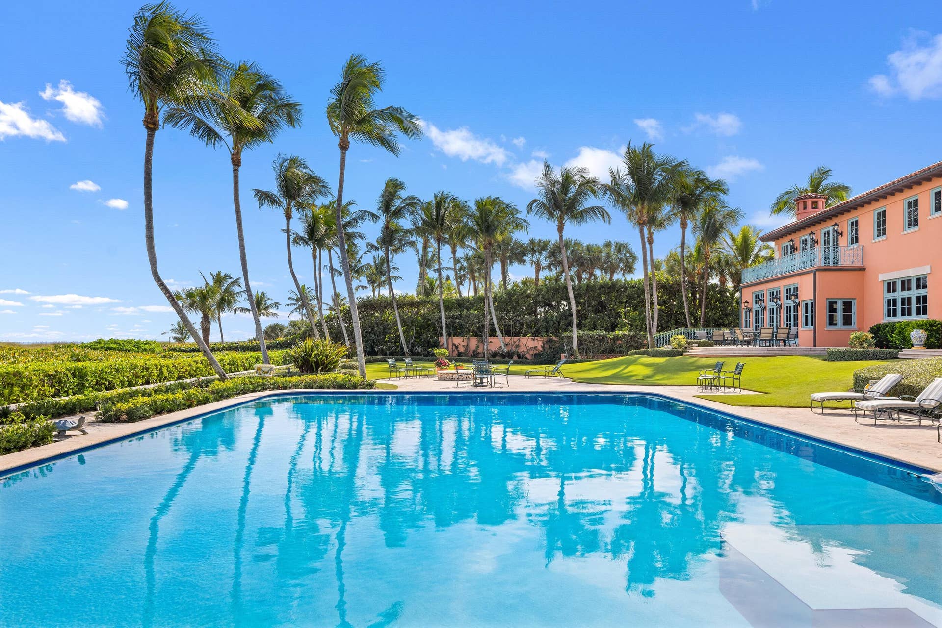 1491 N Ocean Boulevard, Palm Beach, FL 33480 East Pool