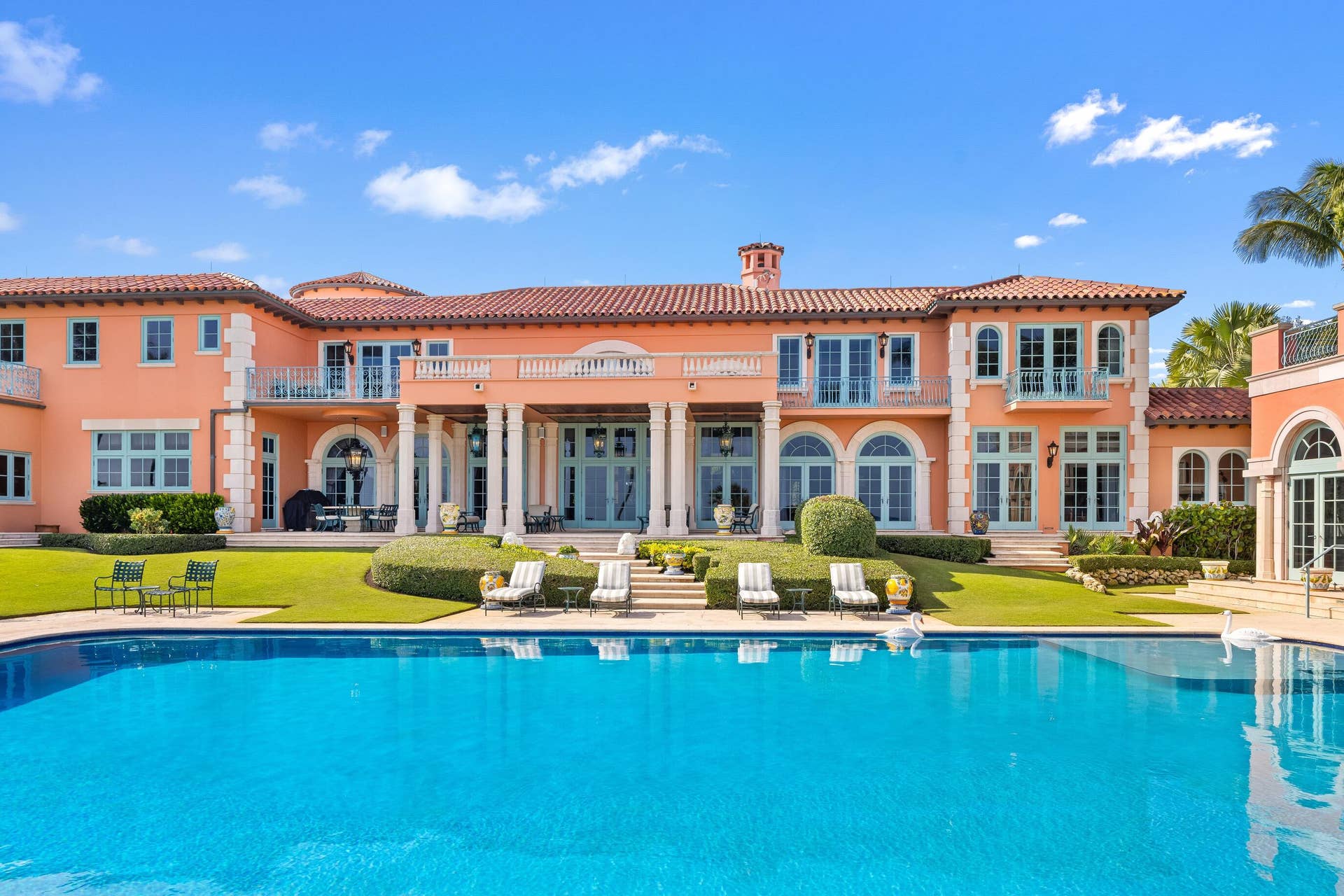 1491 N Ocean Boulevard, Palm Beach, FL 33480 East Pool