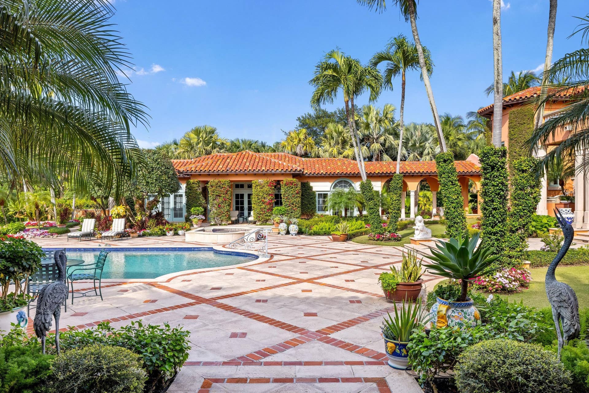 1491 N Ocean Boulevard, Palm Beach, FL 33480 West Pool