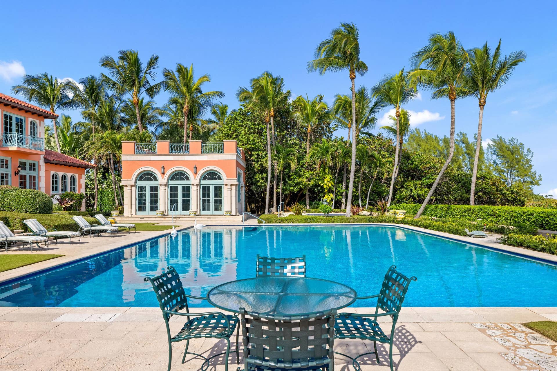 1491 N Ocean Boulevard, Palm Beach, FL 33480 East Pool