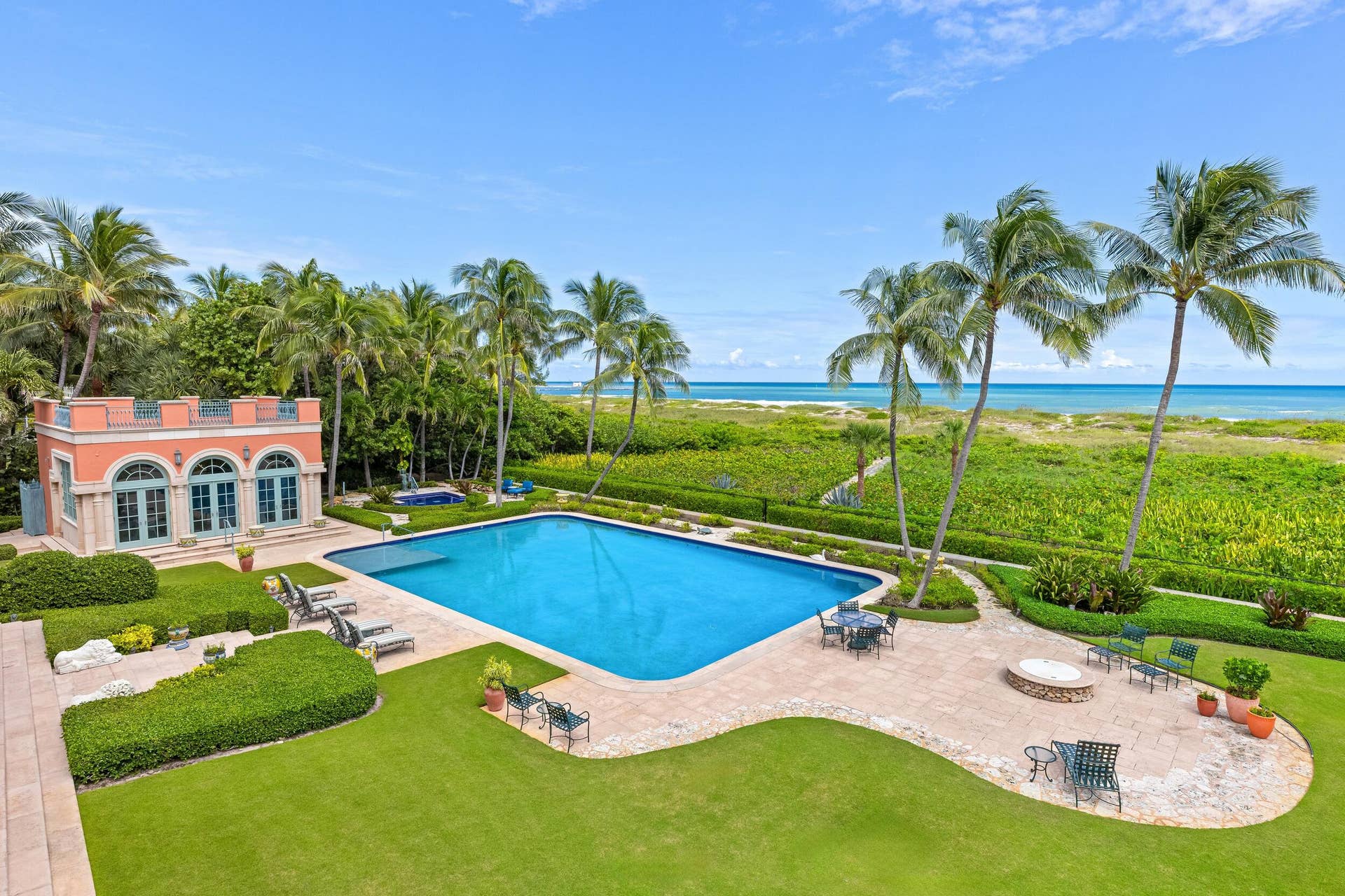 1491 N Ocean Boulevard, Palm Beach, FL 33480 East Pool