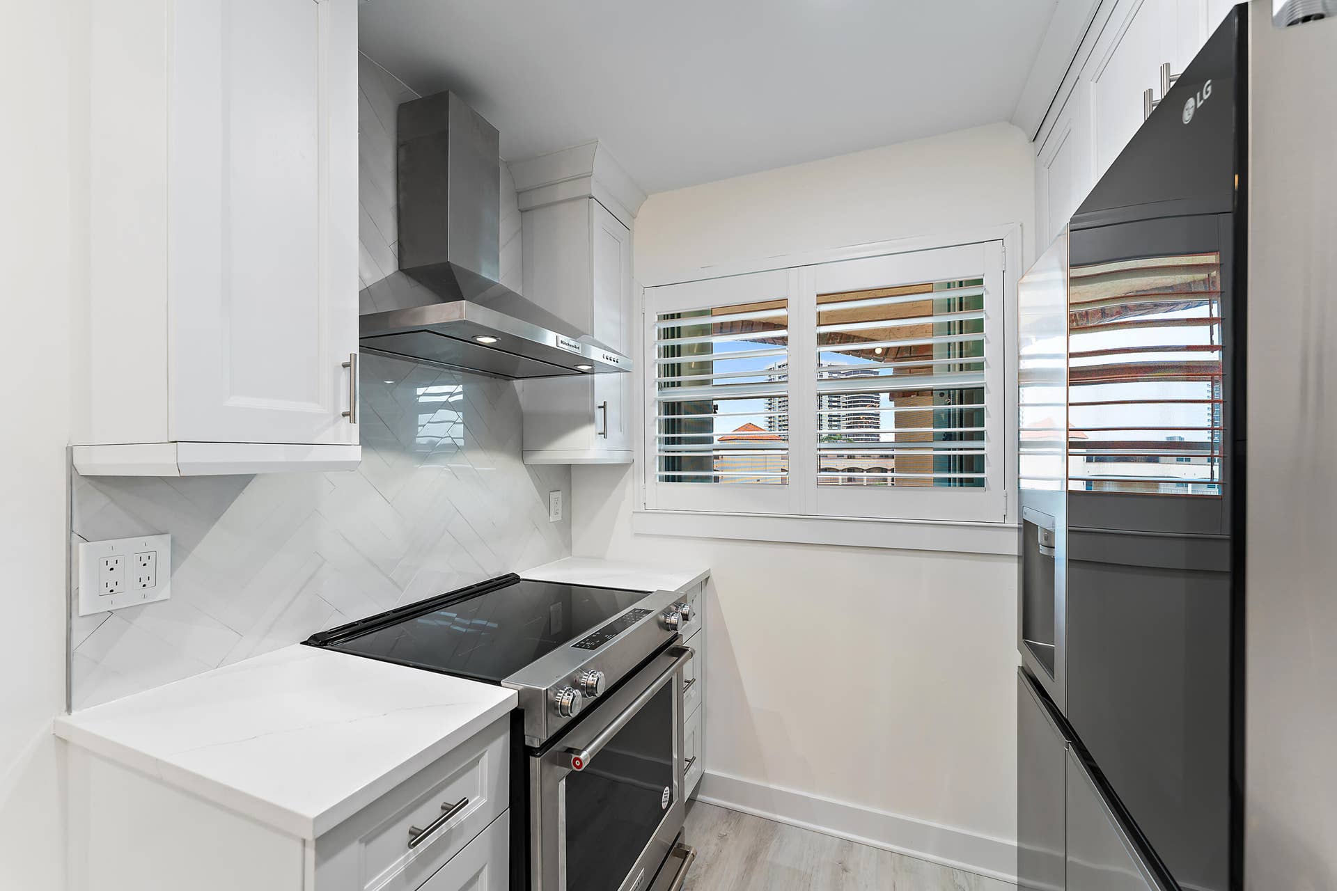 29 Yacht Club Drive, #407, North Palm Beach, FL 33408 010-29YachtClubDr-407-NorthPalmBeach-FUL
