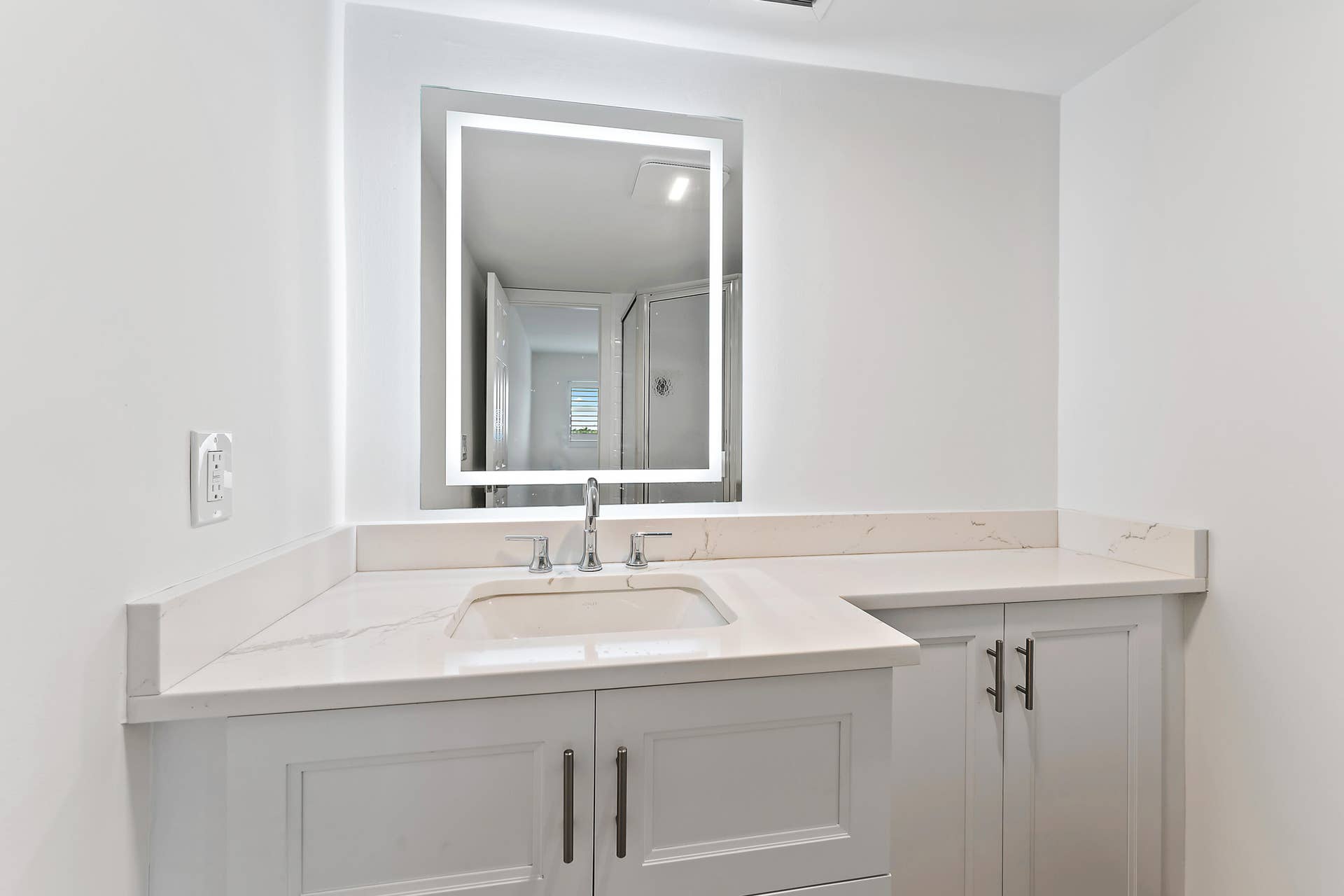 29 Yacht Club Drive, #407, North Palm Beach, FL 33408 024-29YachtClubDr-407-NorthPalmBeach-FUL