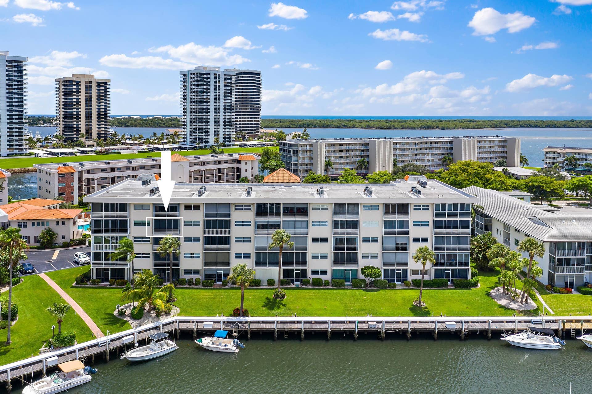 29 Yacht Club Drive, #407, North Palm Beach, FL 33408 Renovated Waterfront Condo