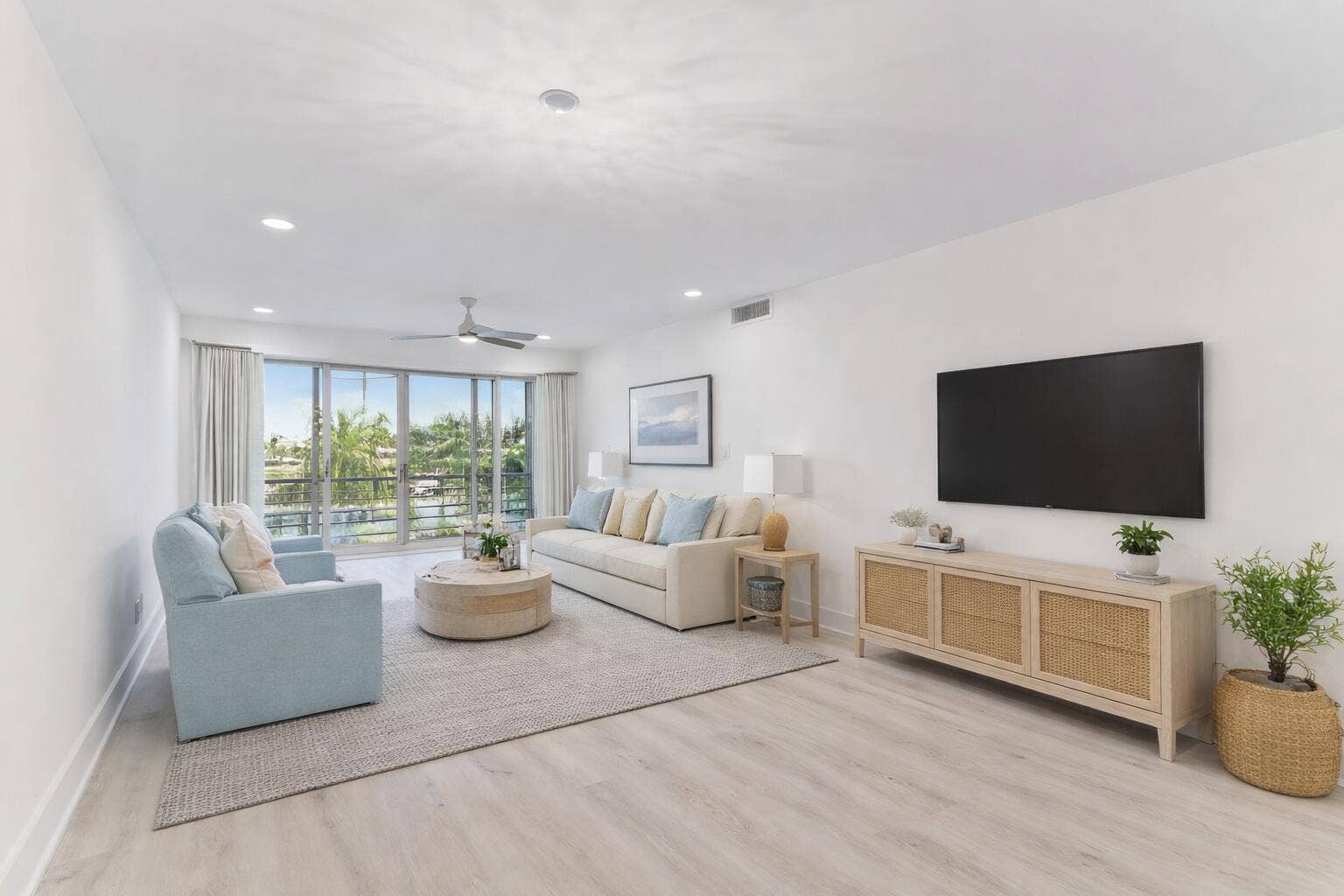 29 Yacht Club Drive, #407, North Palm Beach, FL 33408 Coastal-inspired living room design