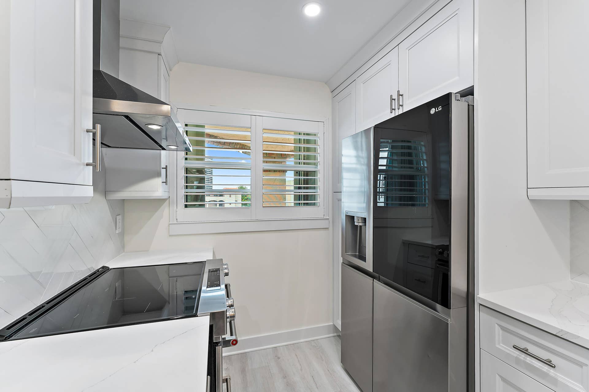 29 Yacht Club Drive, #407, North Palm Beach, FL 33408 011-29YachtClubDr-407-NorthPalmBeach-FUL