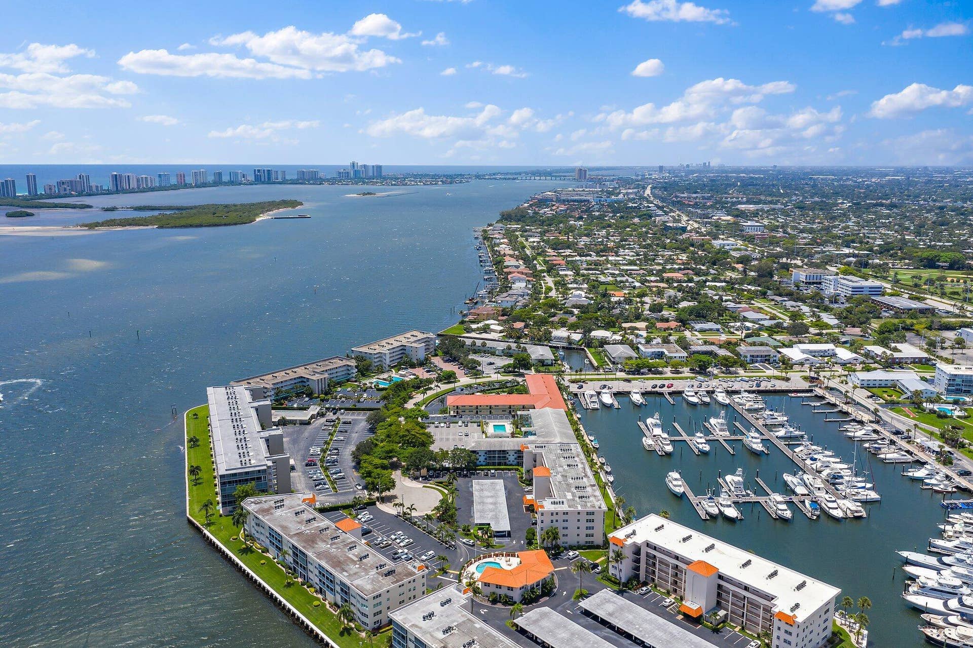29 Yacht Club Drive, #407, North Palm Beach, FL 33408 044-29YachtClubDr407-NorthPalmBeach-FL-S