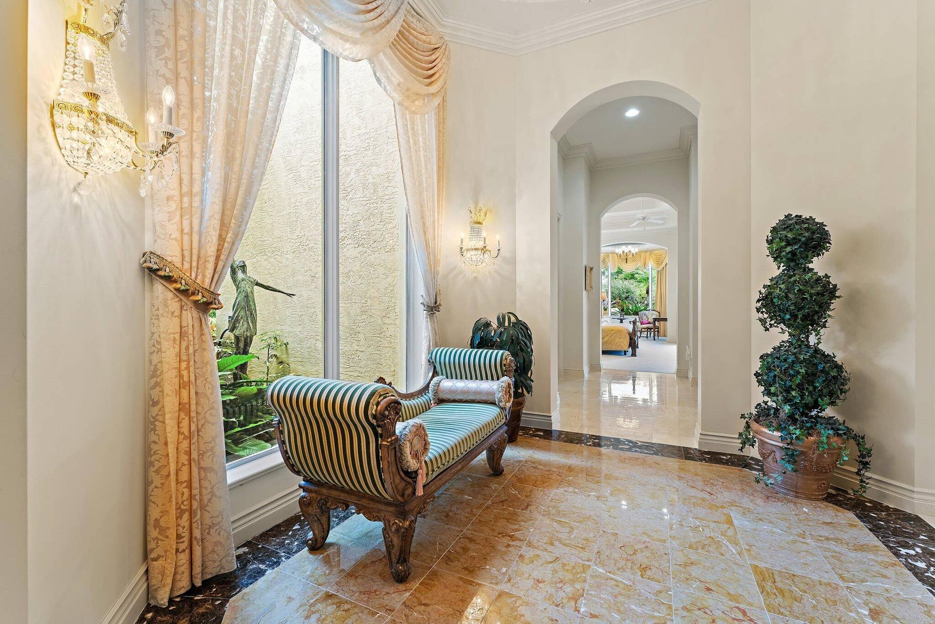12049 SE Intracoastal Terrace, Jupiter, FL 33469 Primary Suite Entry