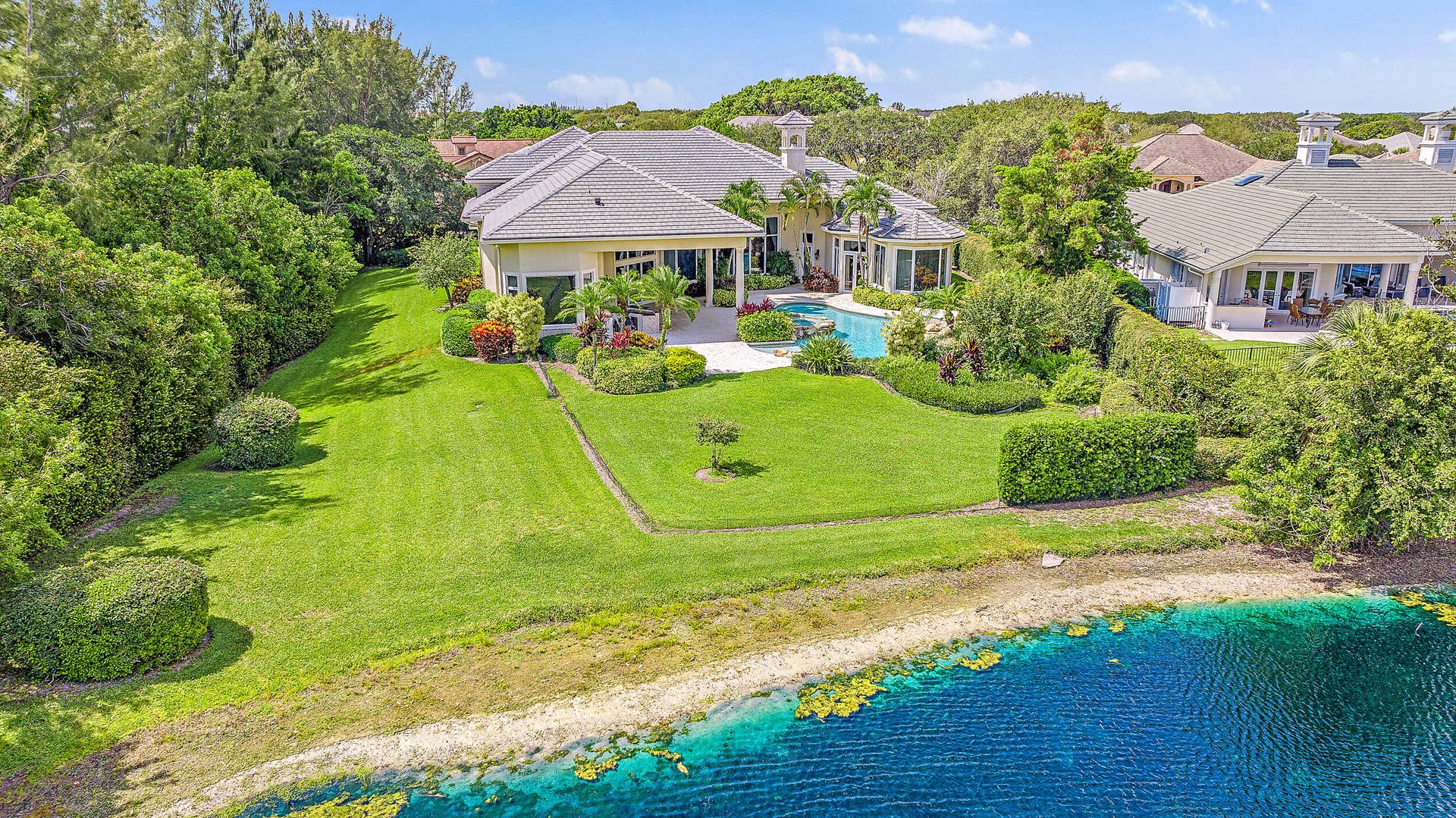 12049 SE Intracoastal Terrace, Jupiter, FL 33469 Aerial Rear View