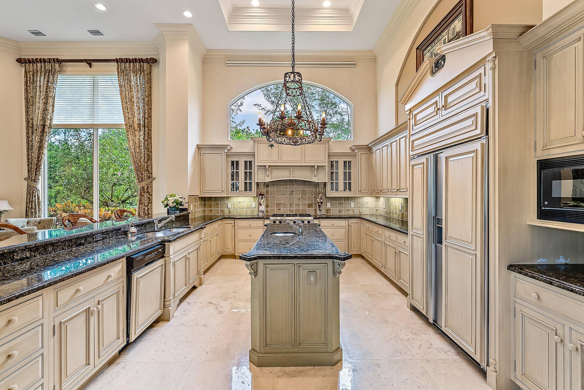 12049 SE Intracoastal Terrace, Jupiter, FL 33469 Ktichen