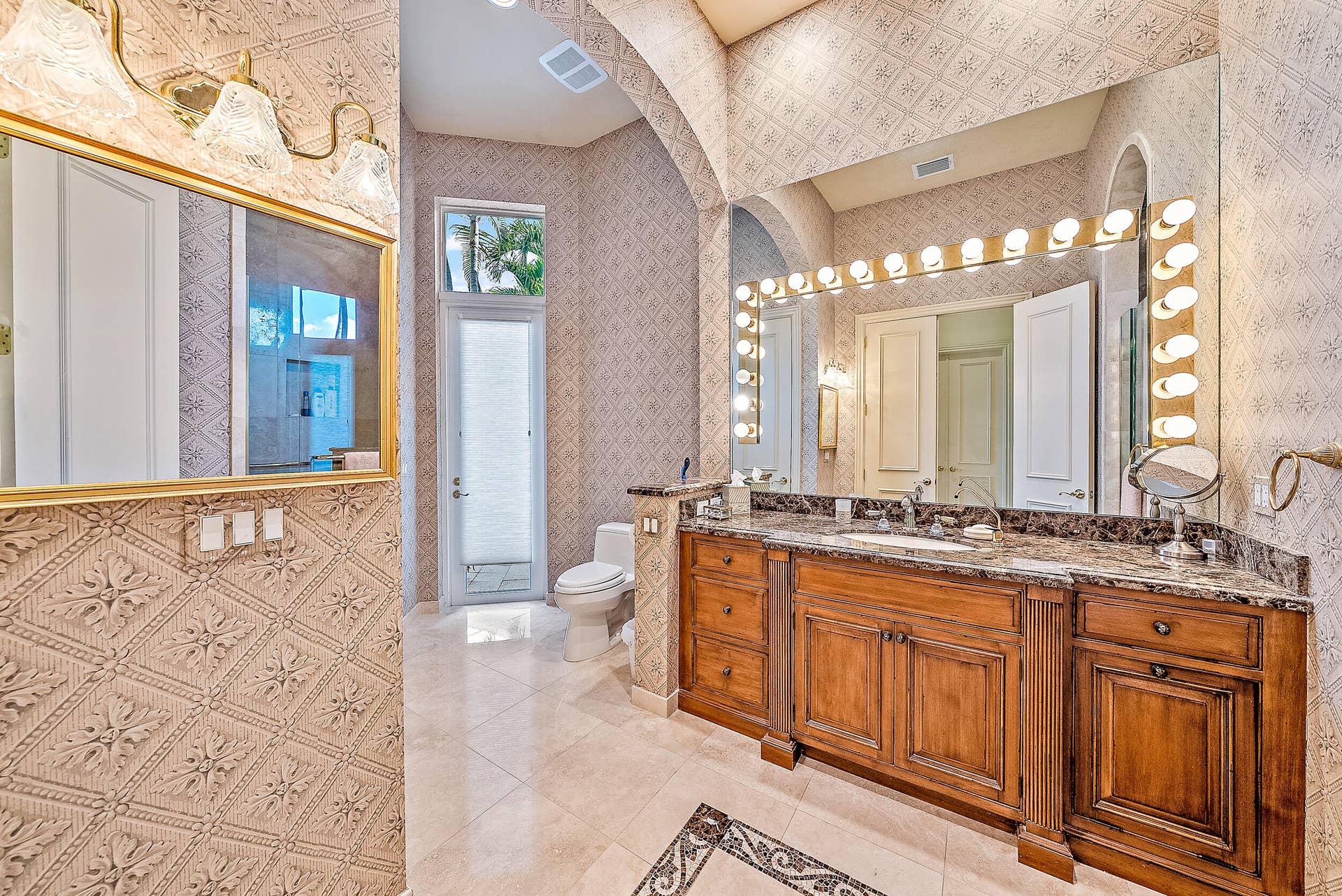 12049 SE Intracoastal Terrace, Jupiter, FL 33469 His Bath