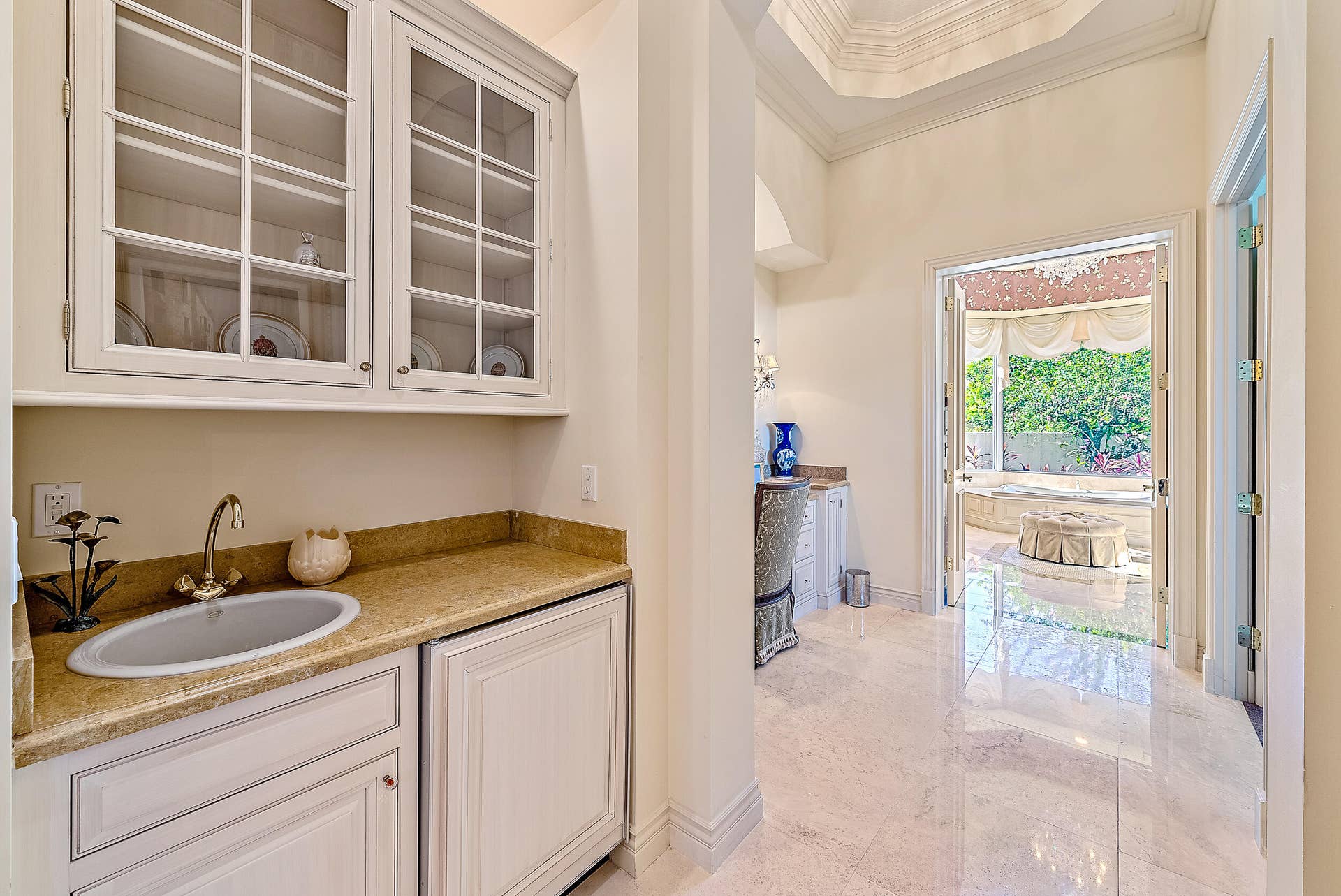 12049 SE Intracoastal Terrace, Jupiter, FL 33469 Morning Bar
