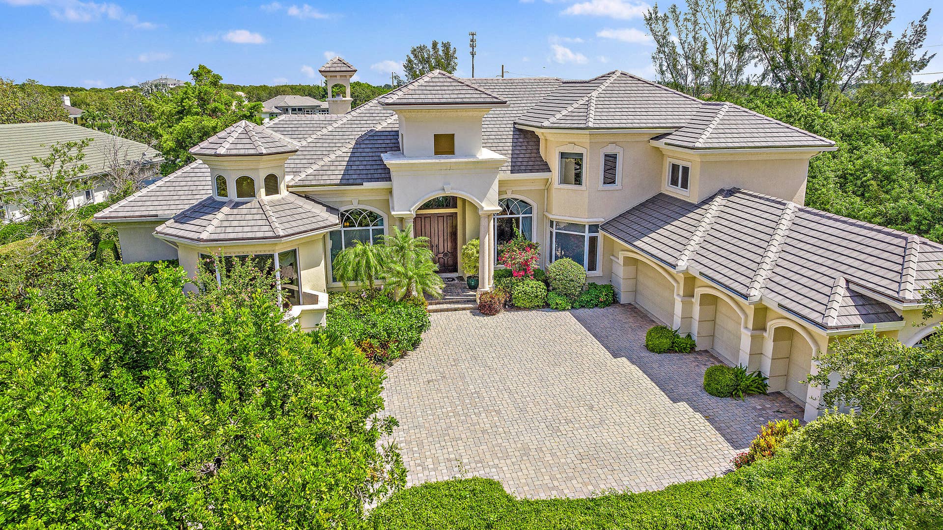 12049 SE Intracoastal Terrace, Jupiter, FL 33469 Aerial Front
