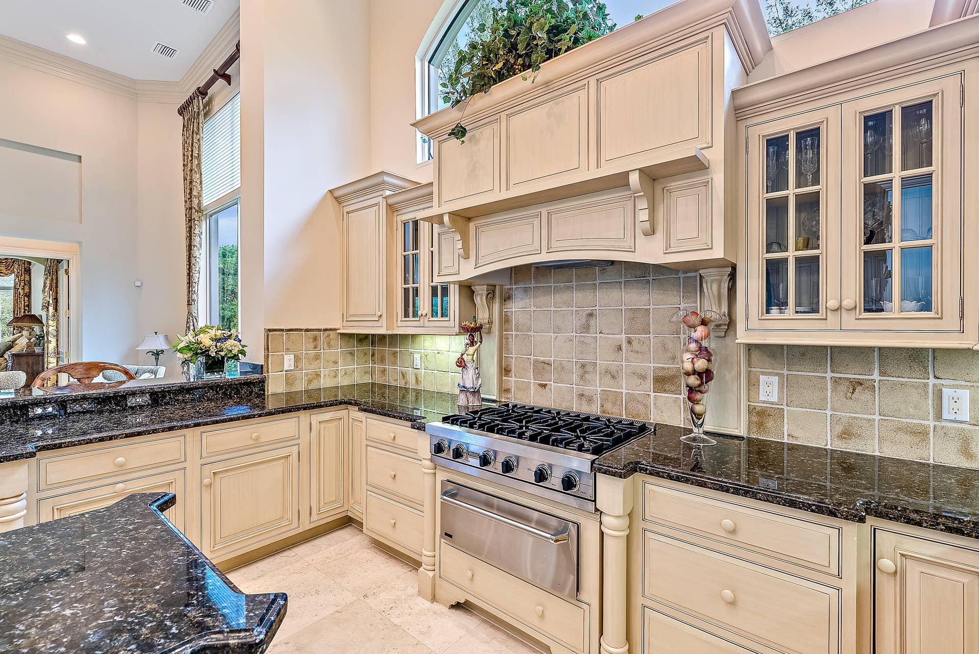 12049 SE Intracoastal Terrace, Jupiter, FL 33469 Kitchen